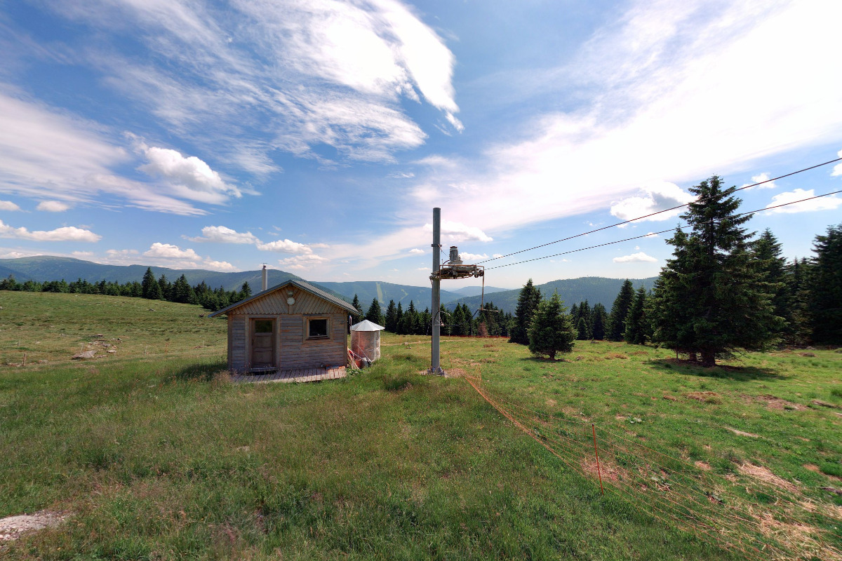 Sjezdovka u Dvořákovy boudy foto 1