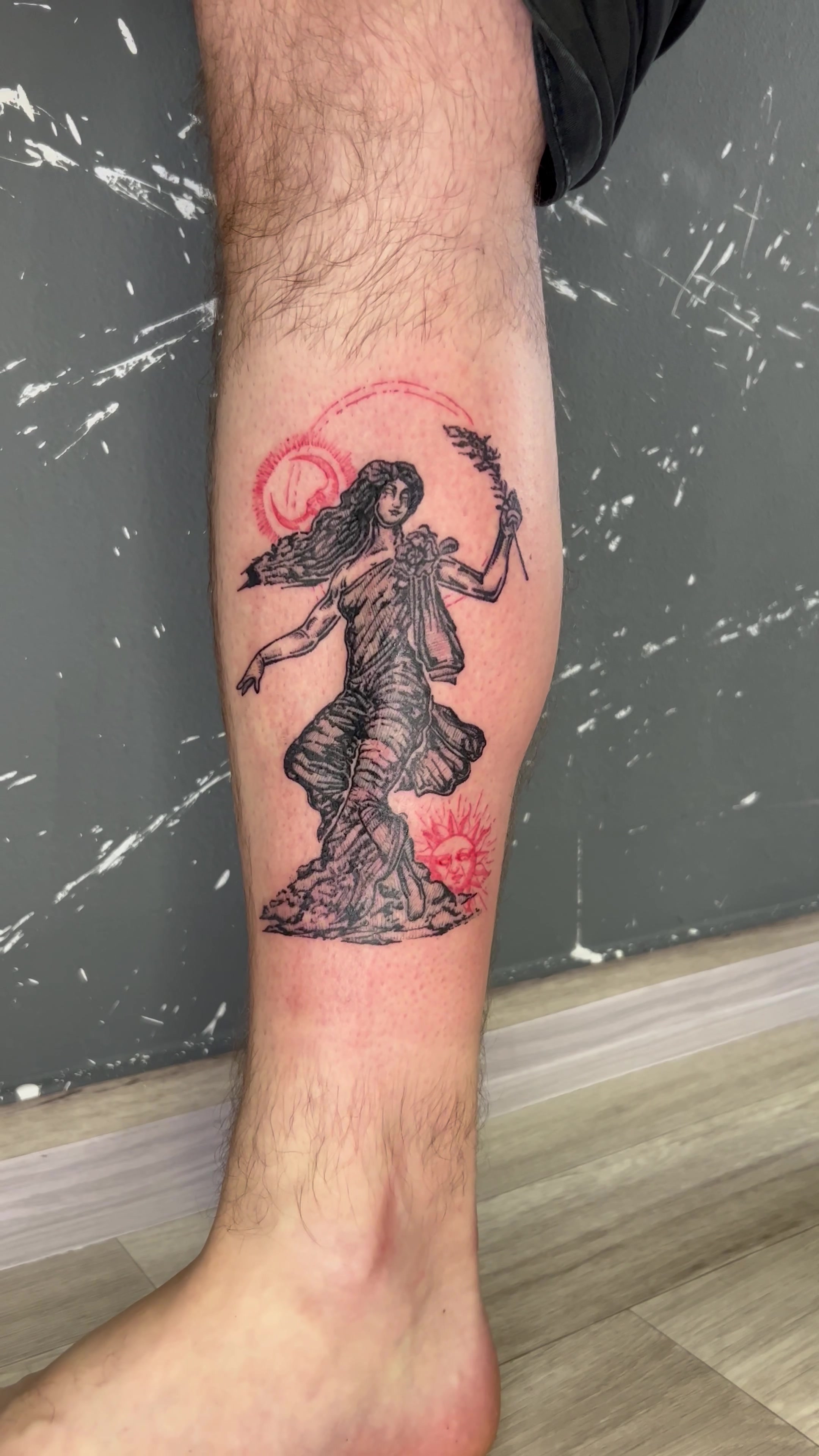Sarah Tattoo foto 2 (náhled videa)