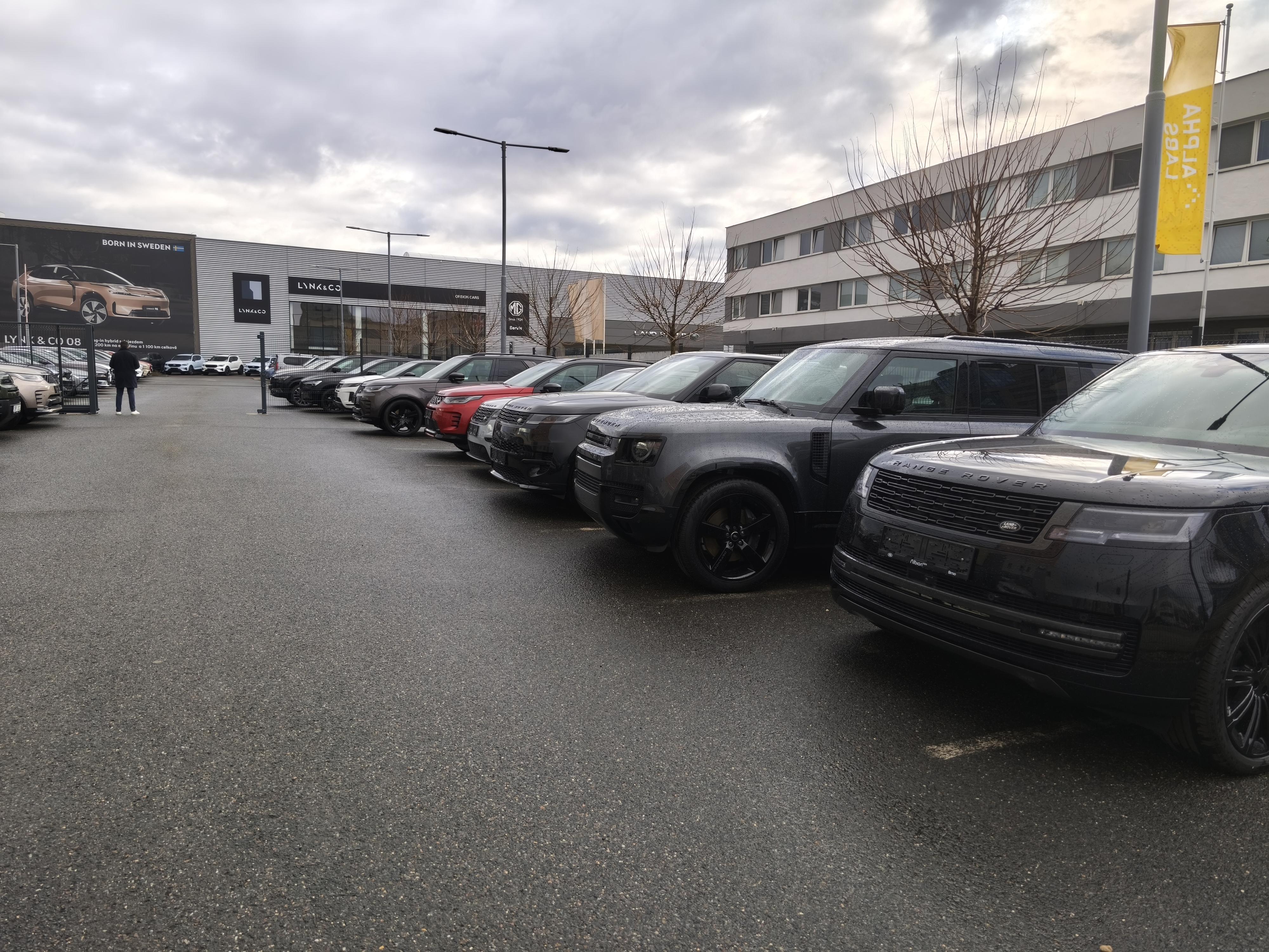 Albion Cars - Land Rover a Jaguar autorizovaný dealer a servis foto 6