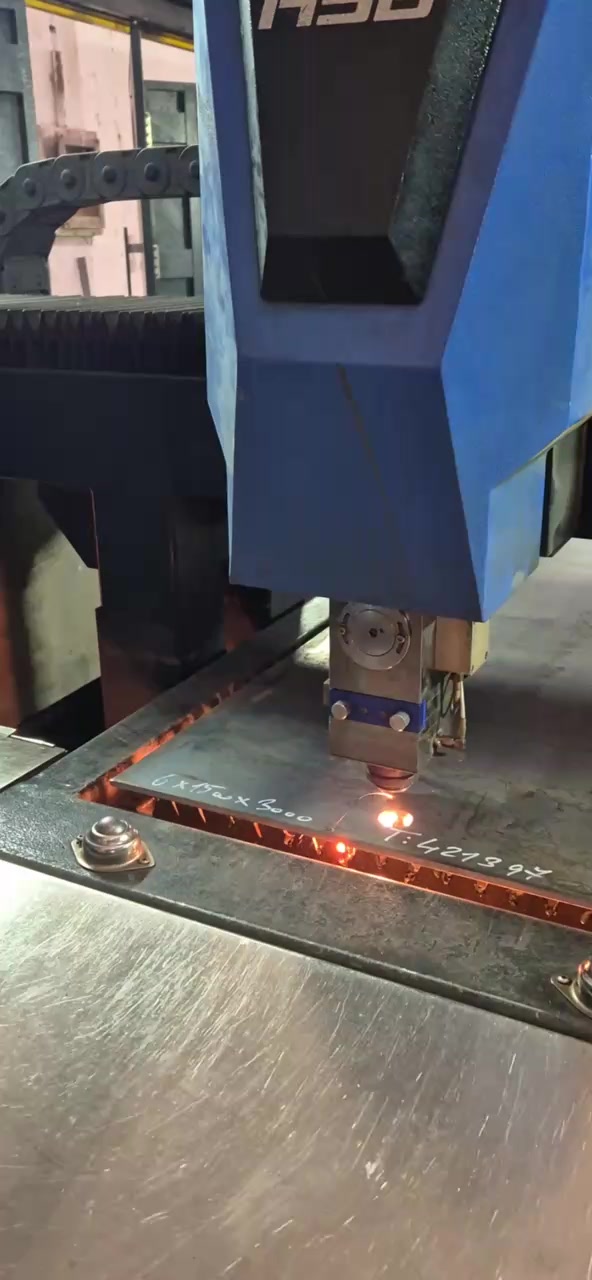 Laser Hot Steel s.r.o foto 2 (náhled videa)