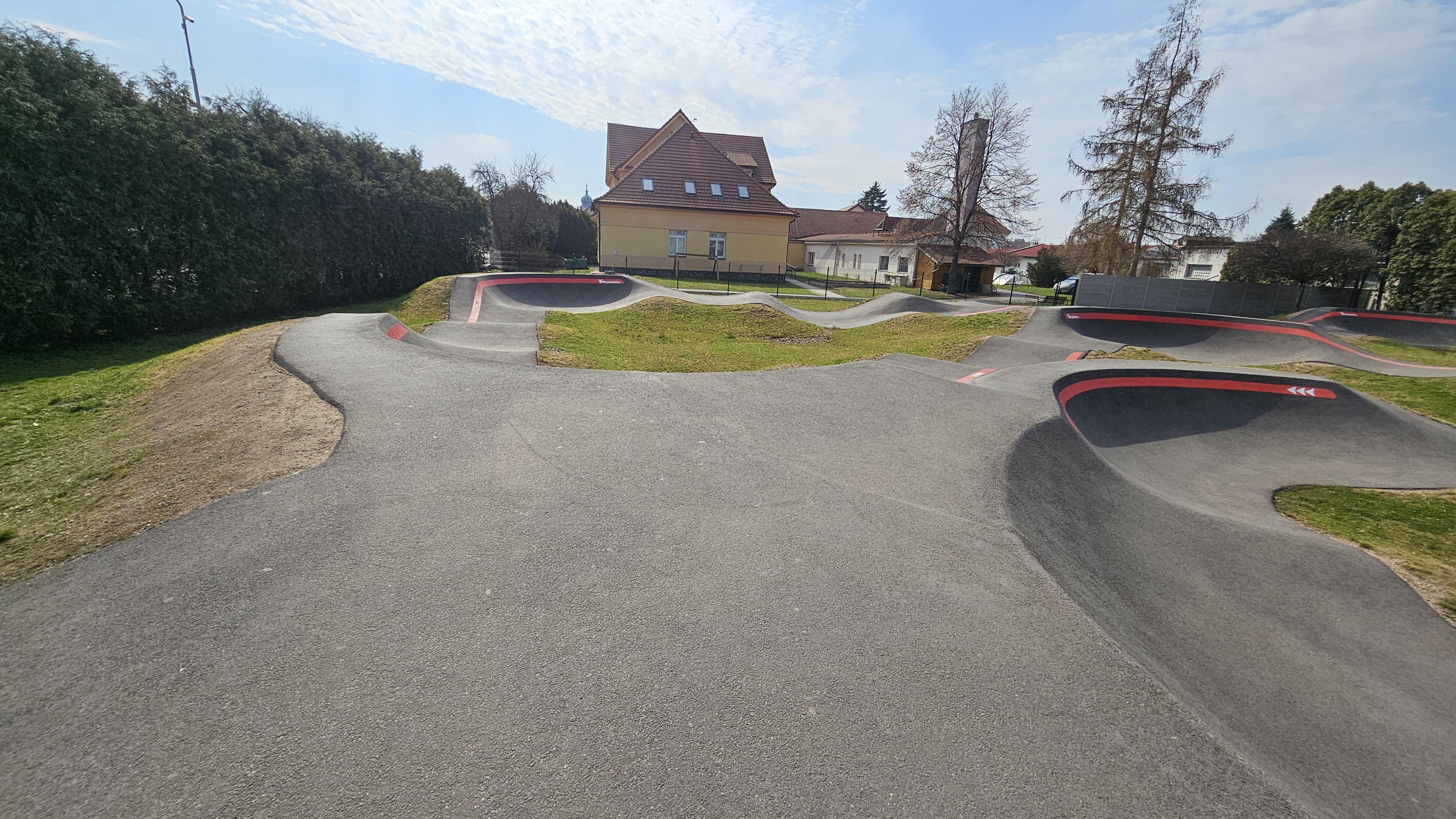 Pumptrack Holice by Velosolutions foto 3