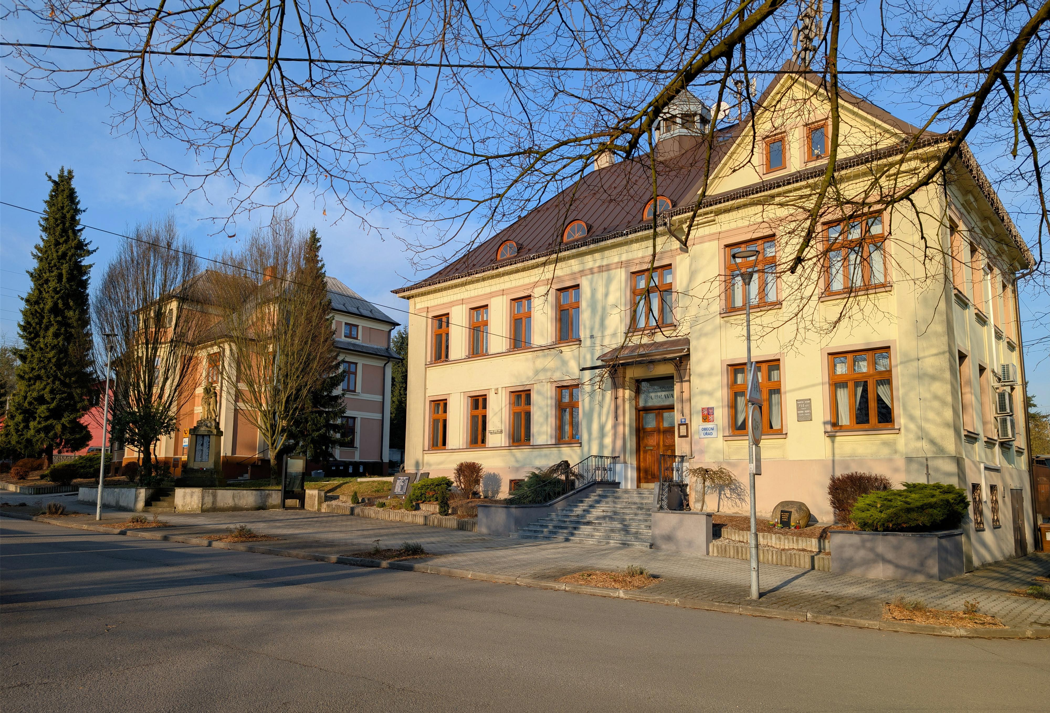 Doubrava - obecní úřad foto 3