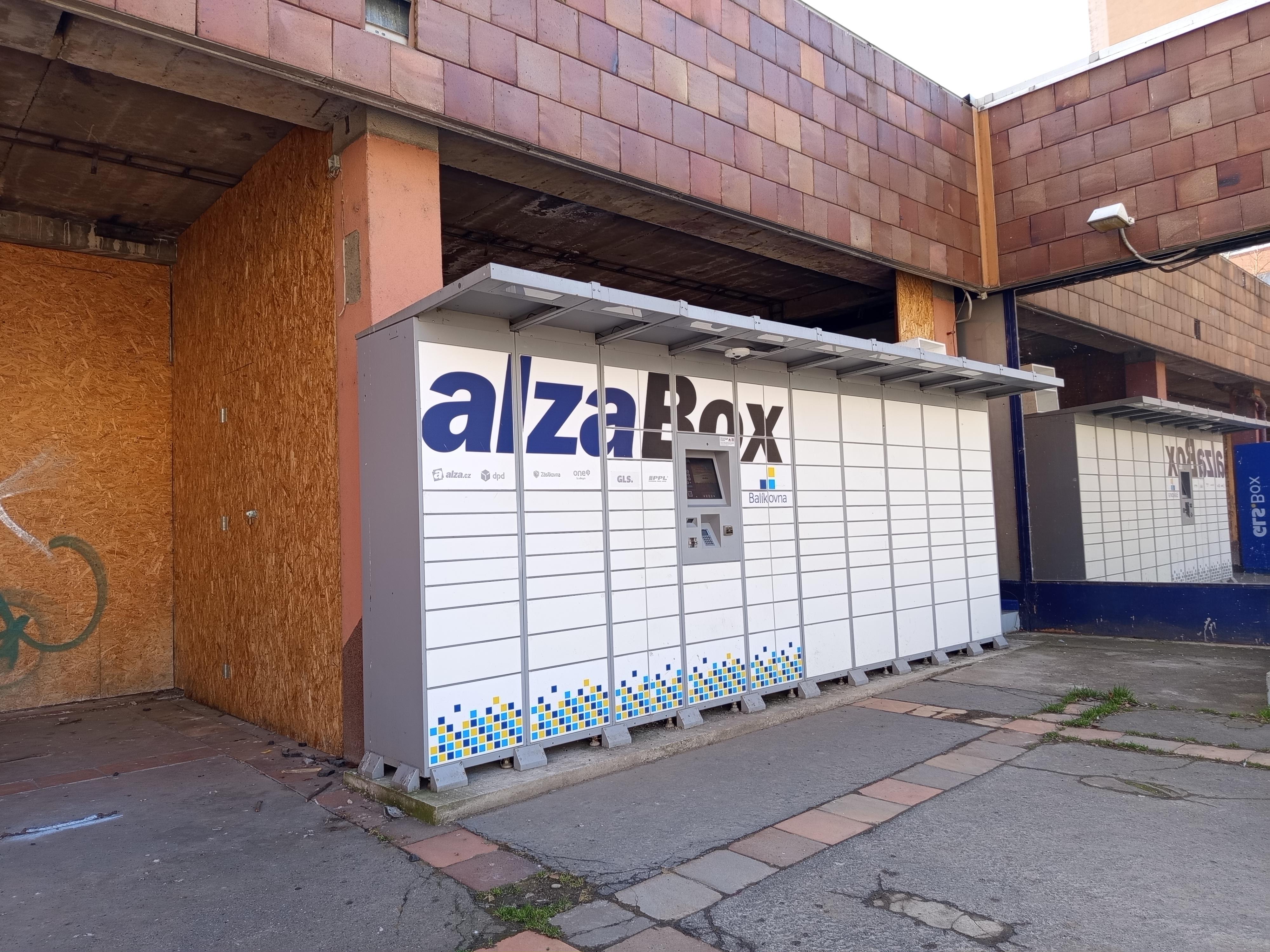 AlzaBox