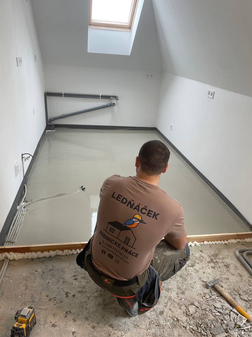 Ledňáček SF foto 2