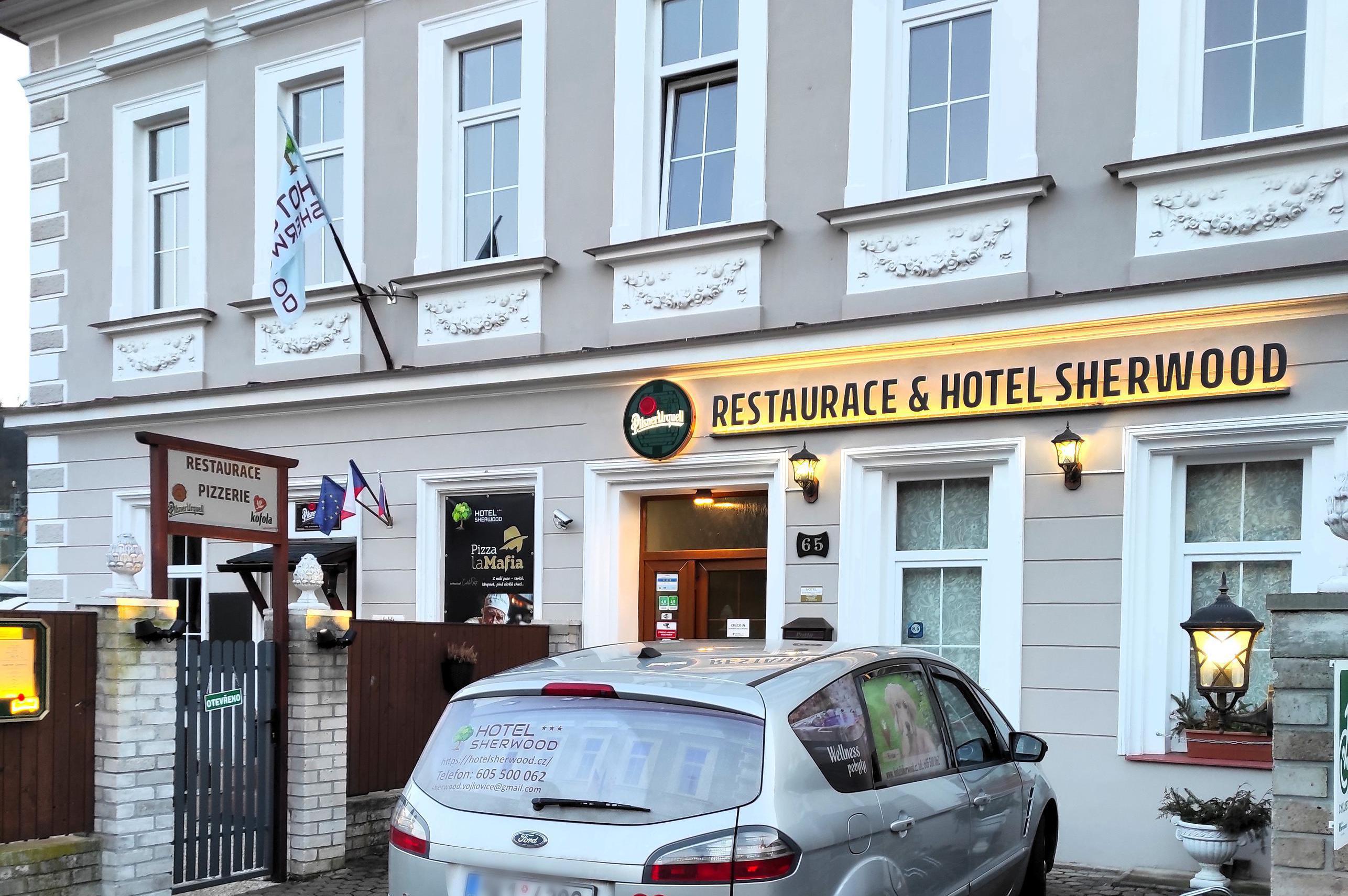 Hotel Sherwood, s.r.o.
