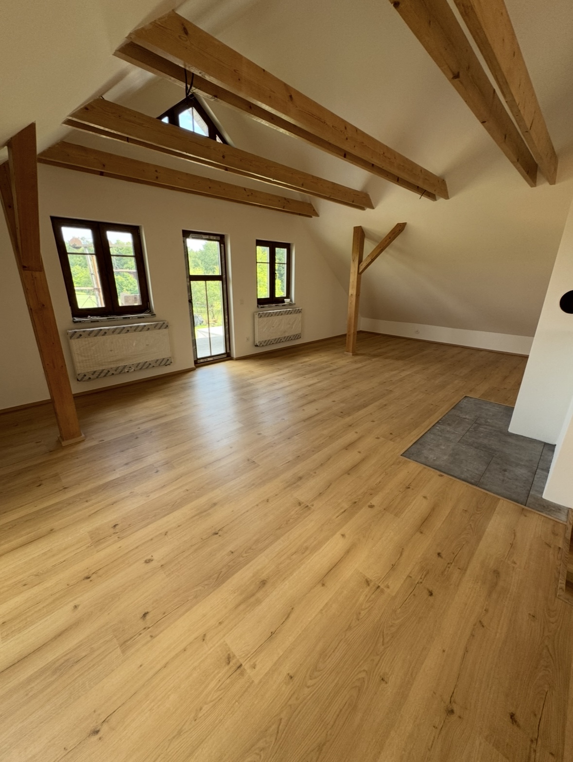 Pokládka plovoucích podlah