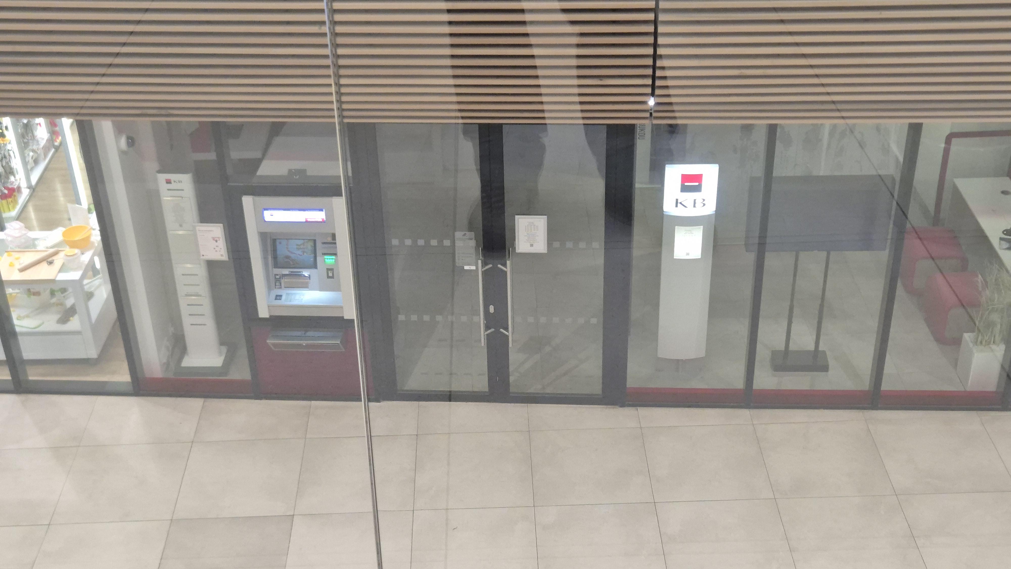Bankomat Komerční banky foto 2