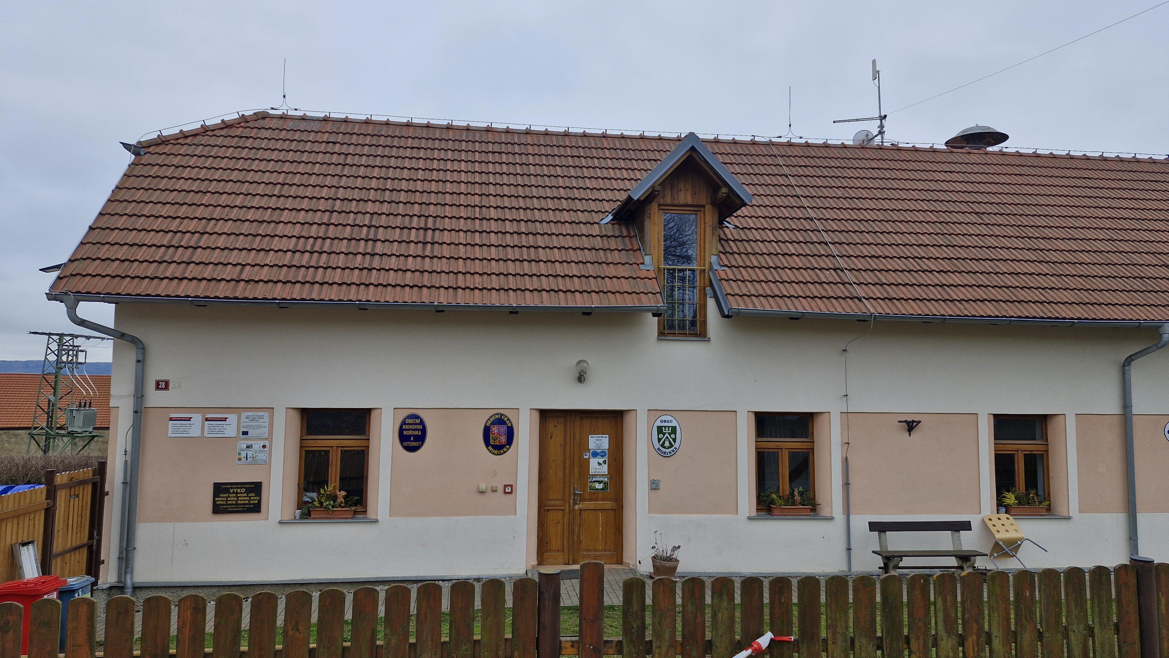 Mořinka - obecní úřad foto 6