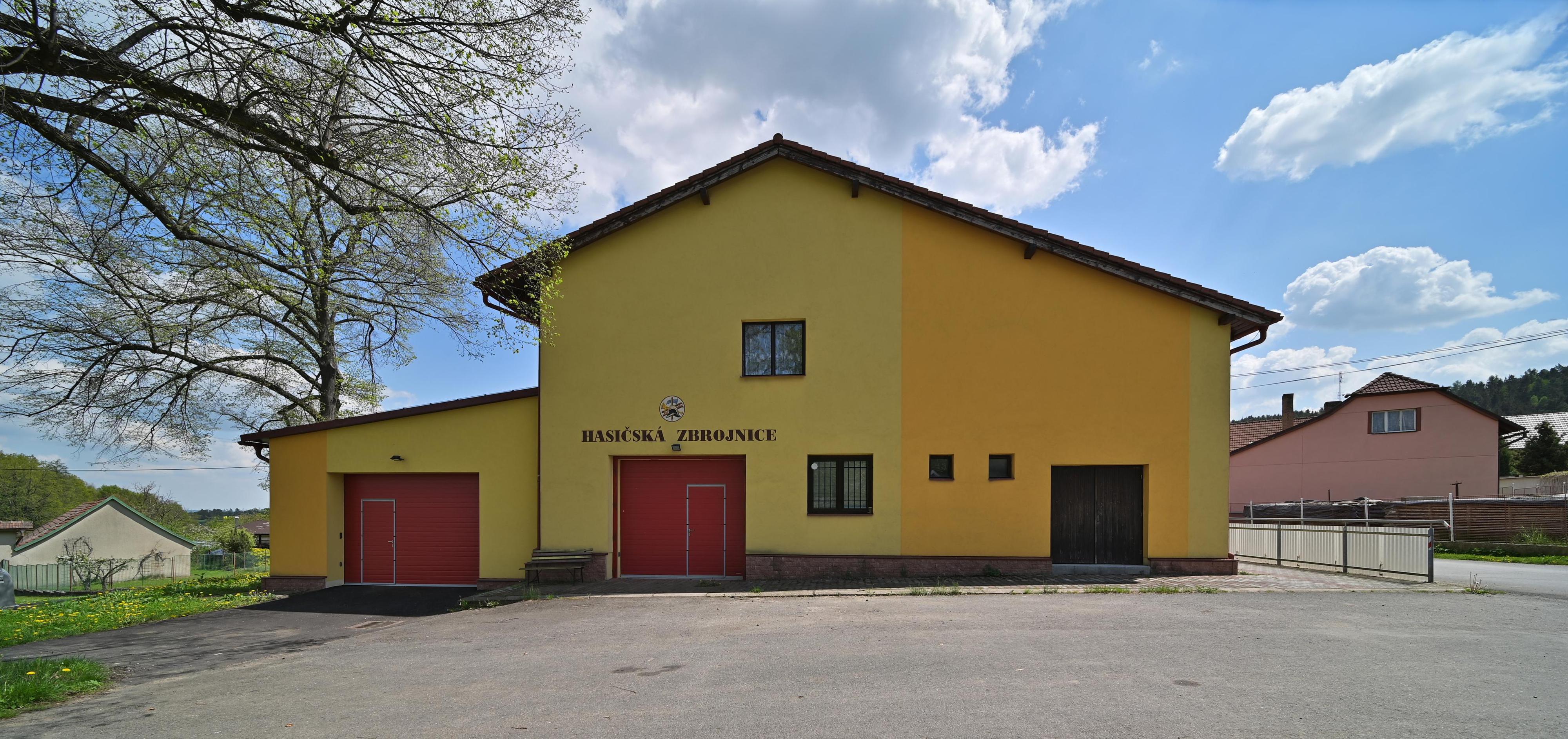 Javorník - obecní úřad foto 3