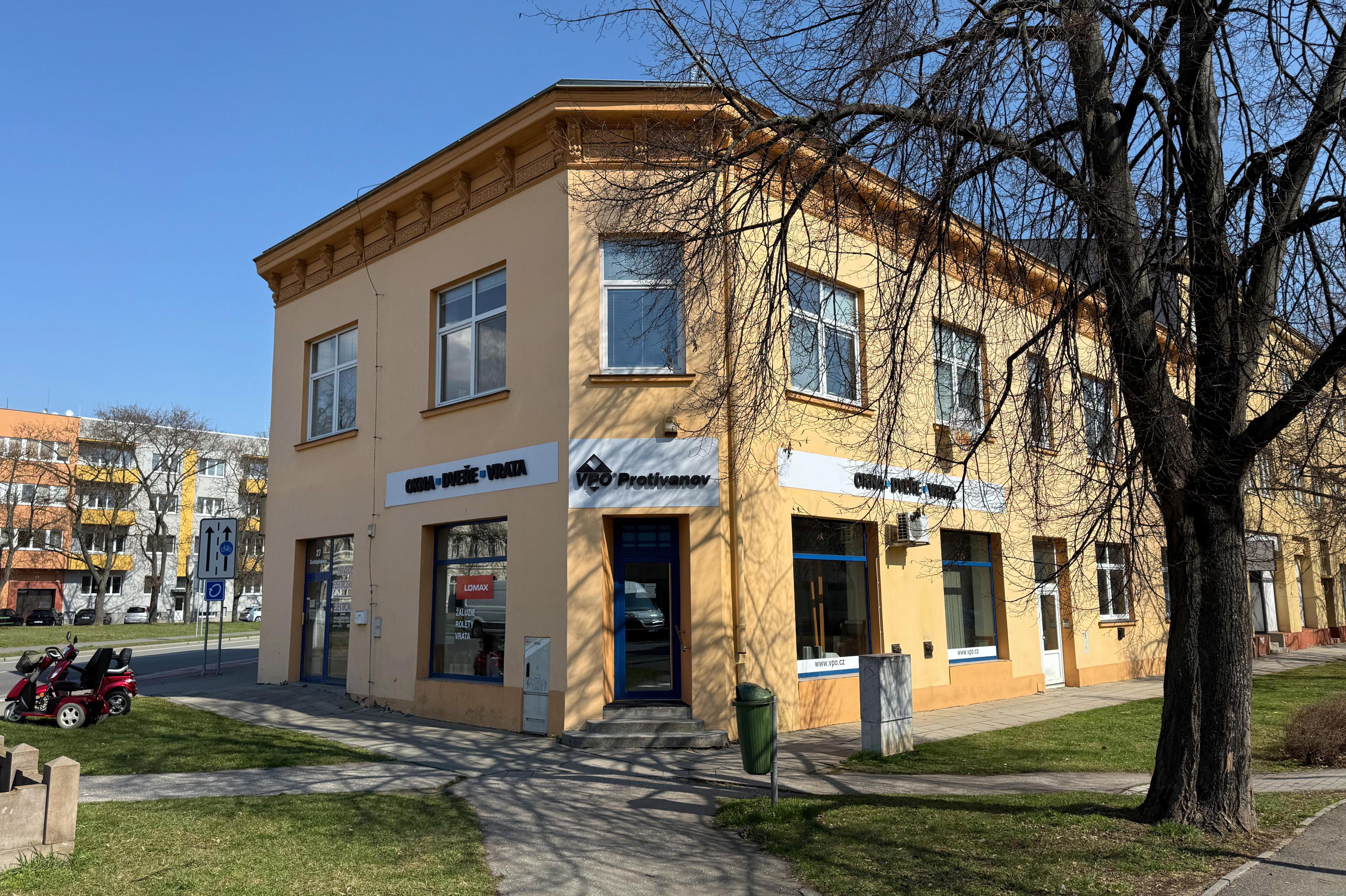 VPO Protivanov, a.s. – plastová okna a dveře