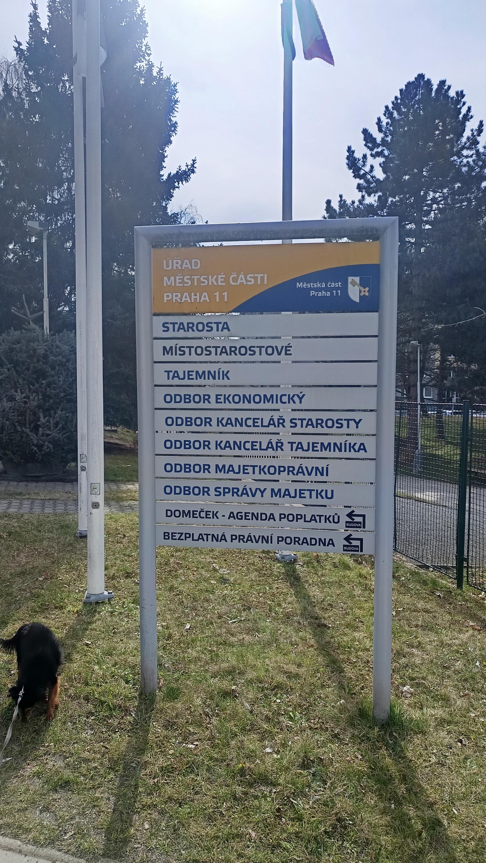 Úřad městské části Praha 11 foto 5