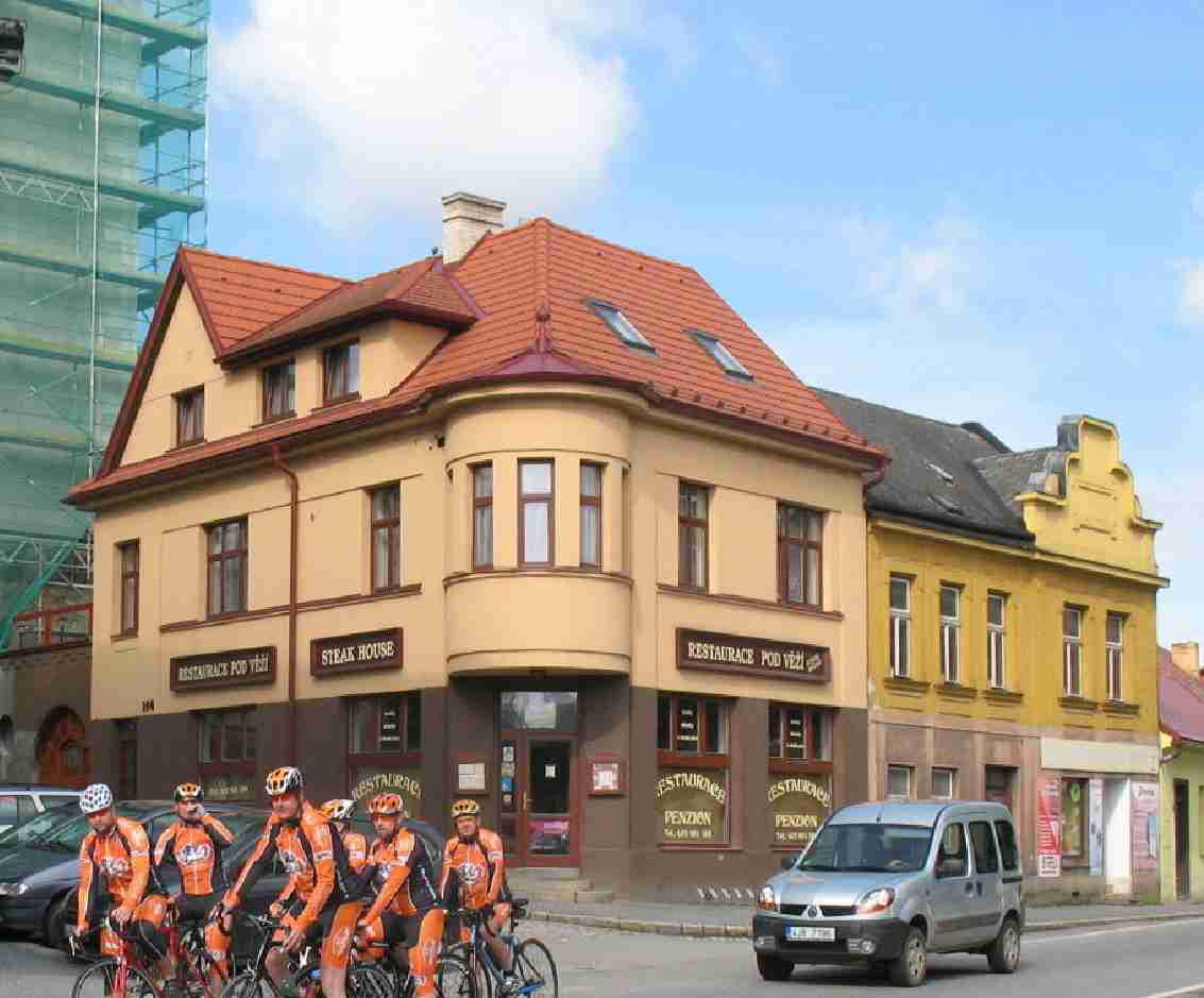 Restaurace Pod Věží foto 4