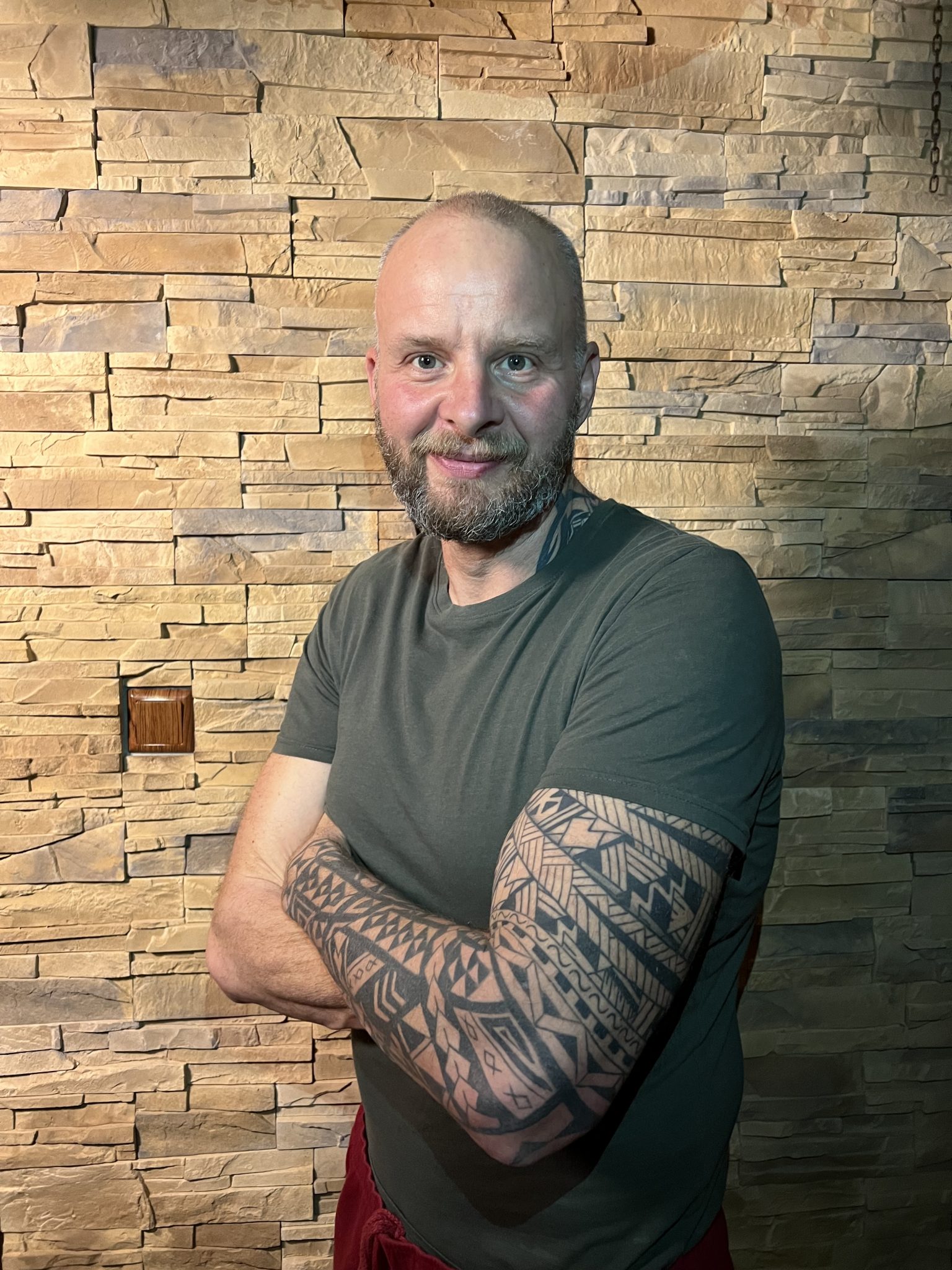 Chlop na všecko foto 1