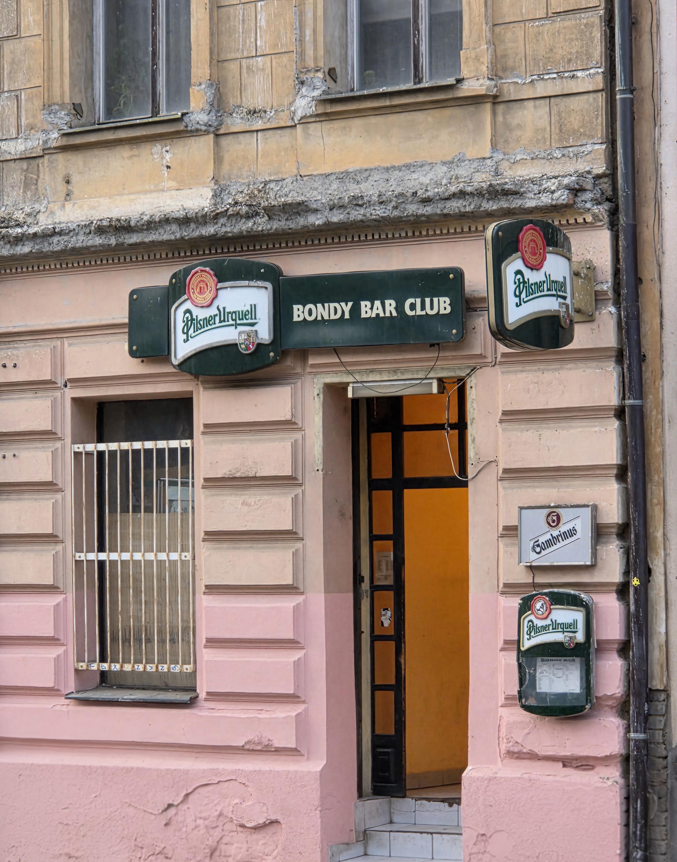 Bondy Bar Club foto 2