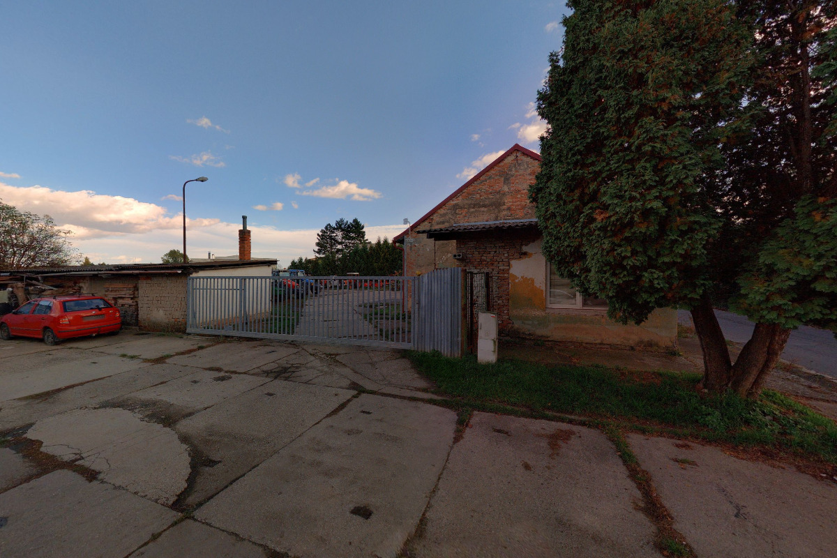 Vejcomat u statku Zarazice