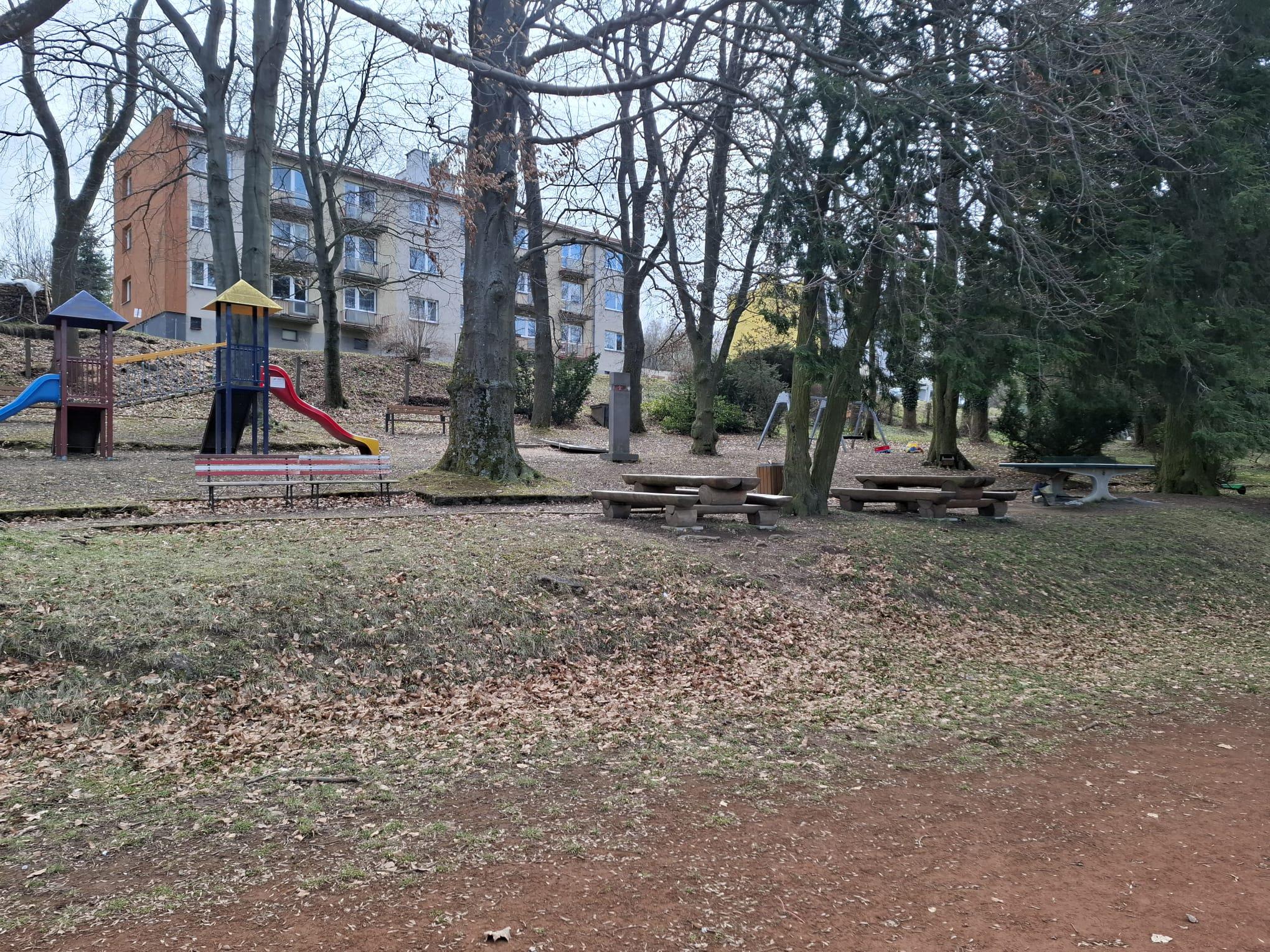 Sportoviště Sklárny foto 2
