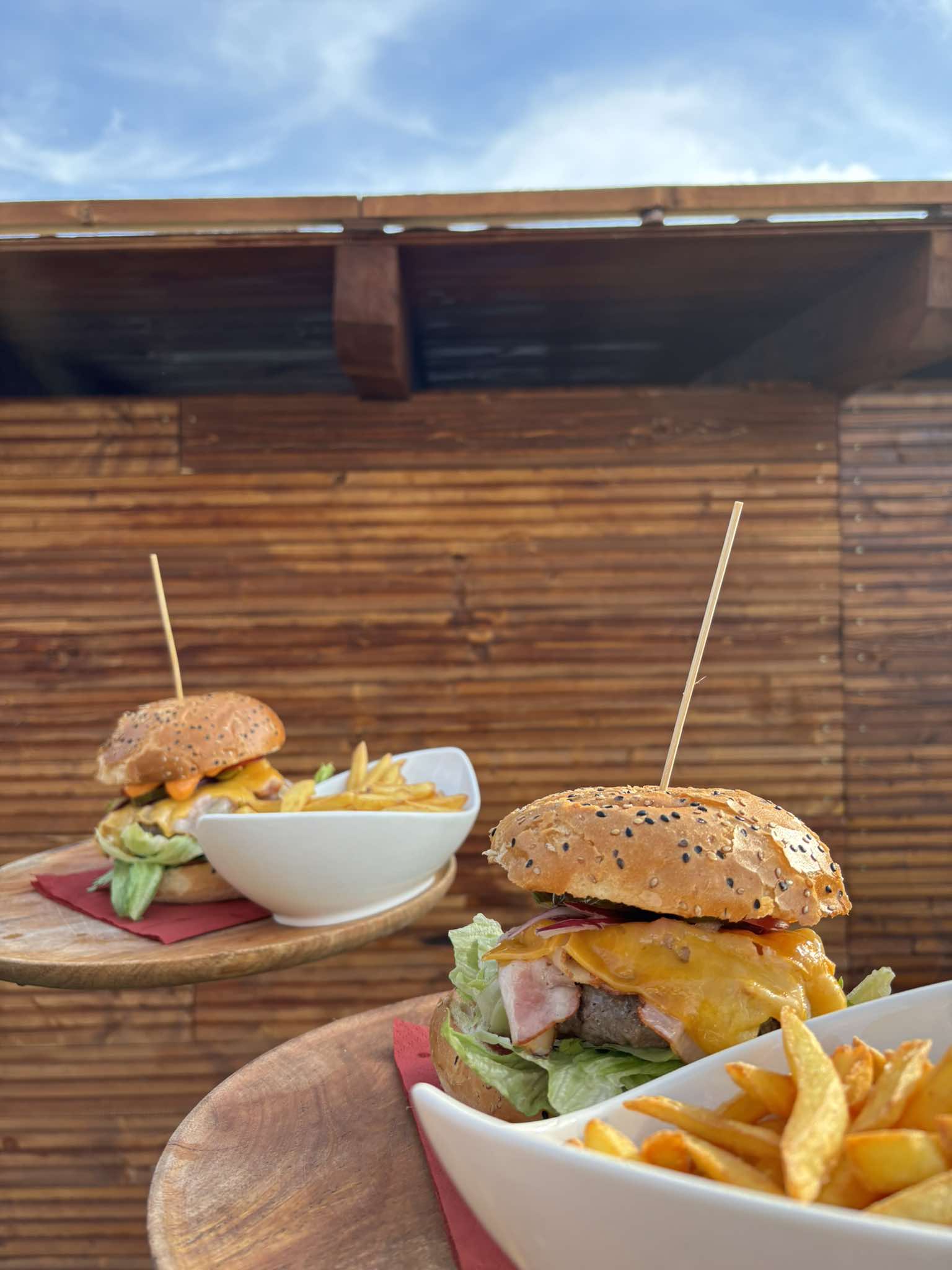 Kiosek u cyklostezky foto 2