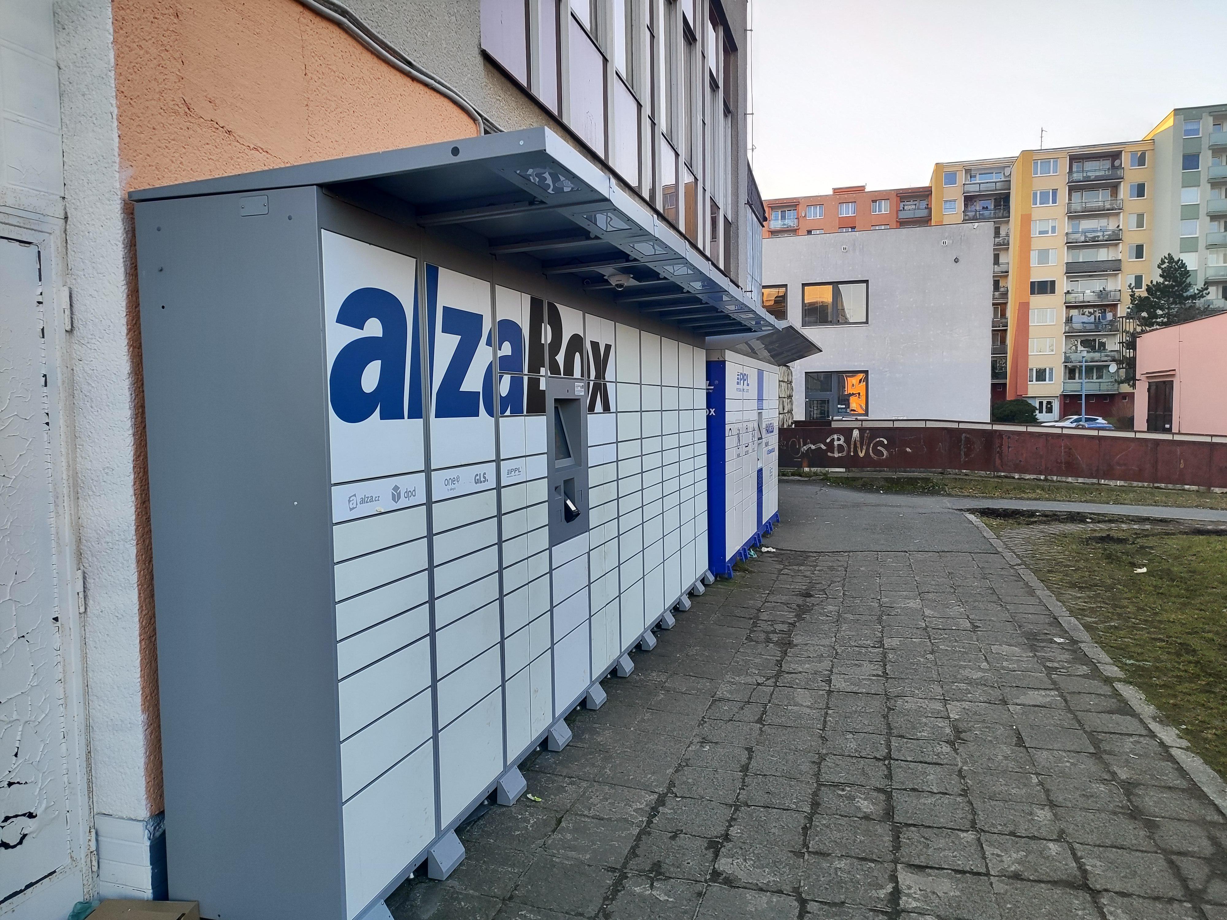 AlzaBox