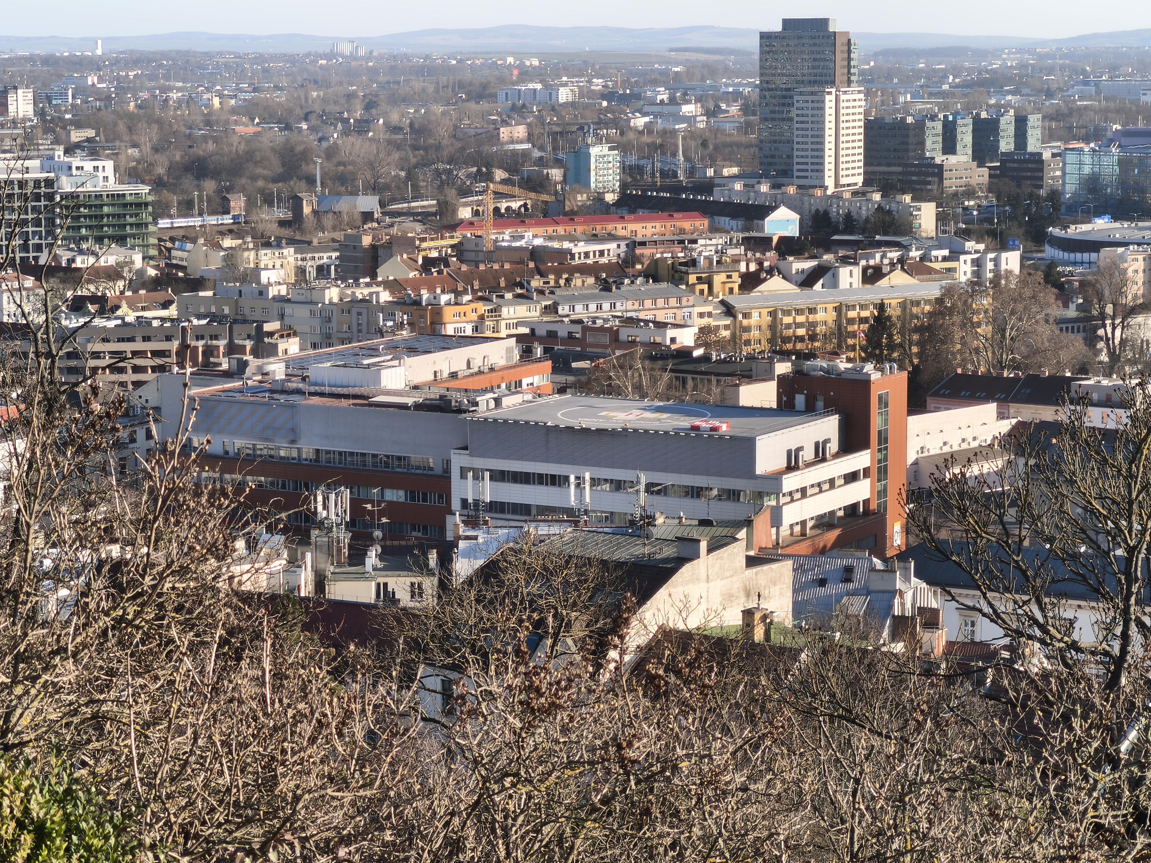 Fakultní nemocnice u sv. Anny v Brně foto 2