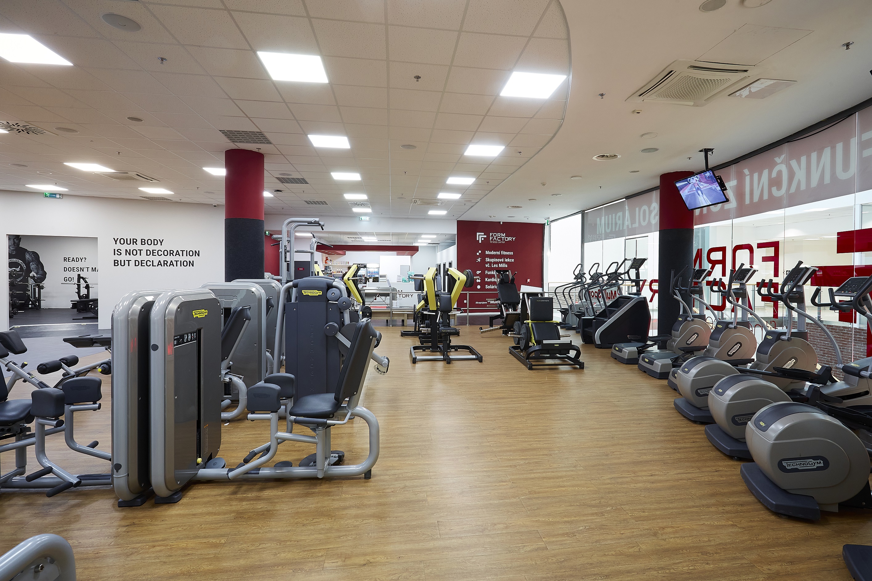 Form Factory Ostrava Avion foto 3