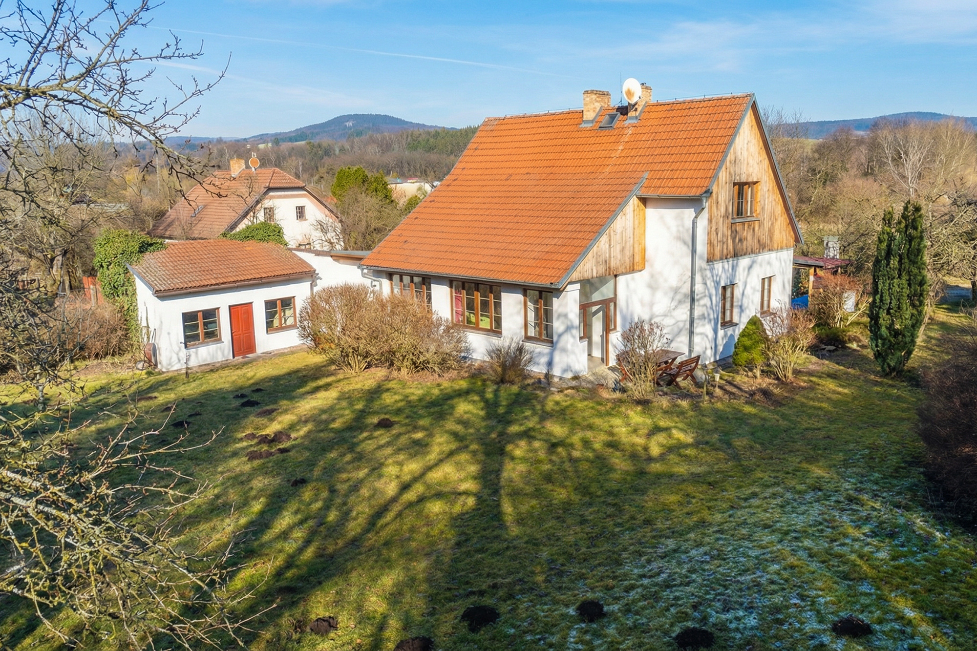 PRODEJ rodinného domu v Brdském údolí