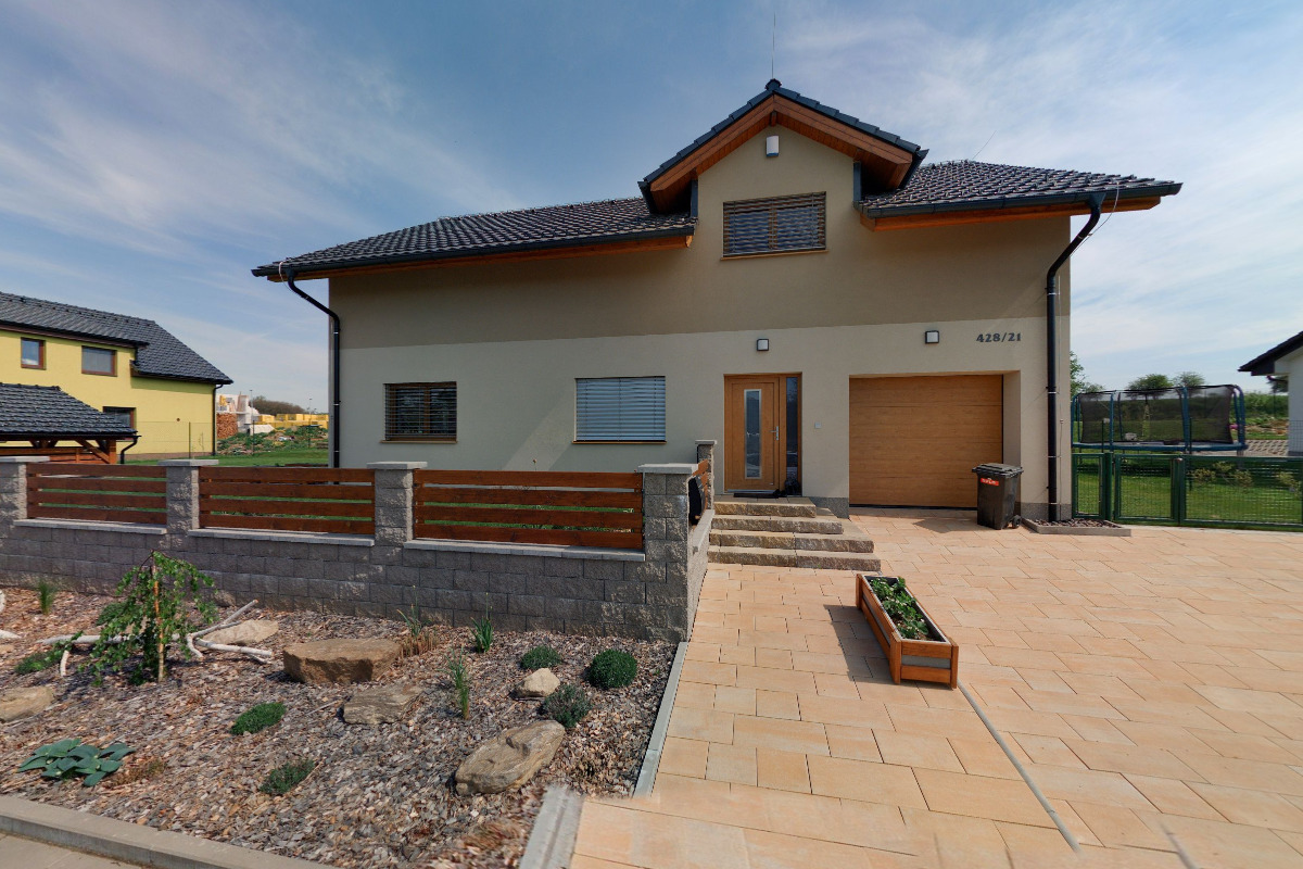 Lucie Jakoubková Brand Designer foto 5