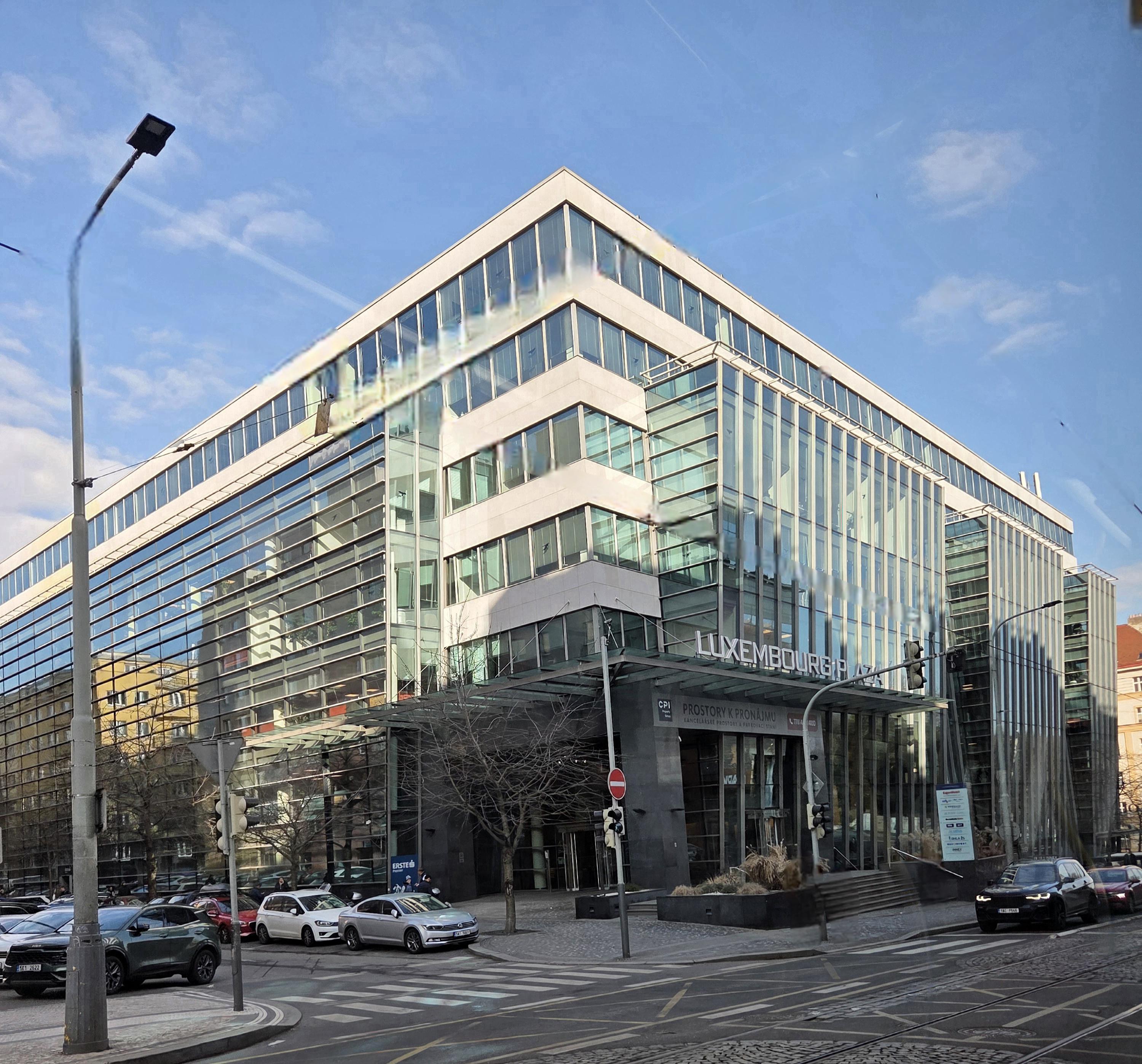 MR.PARKIT - Parking Luxembourg Plaza foto 6