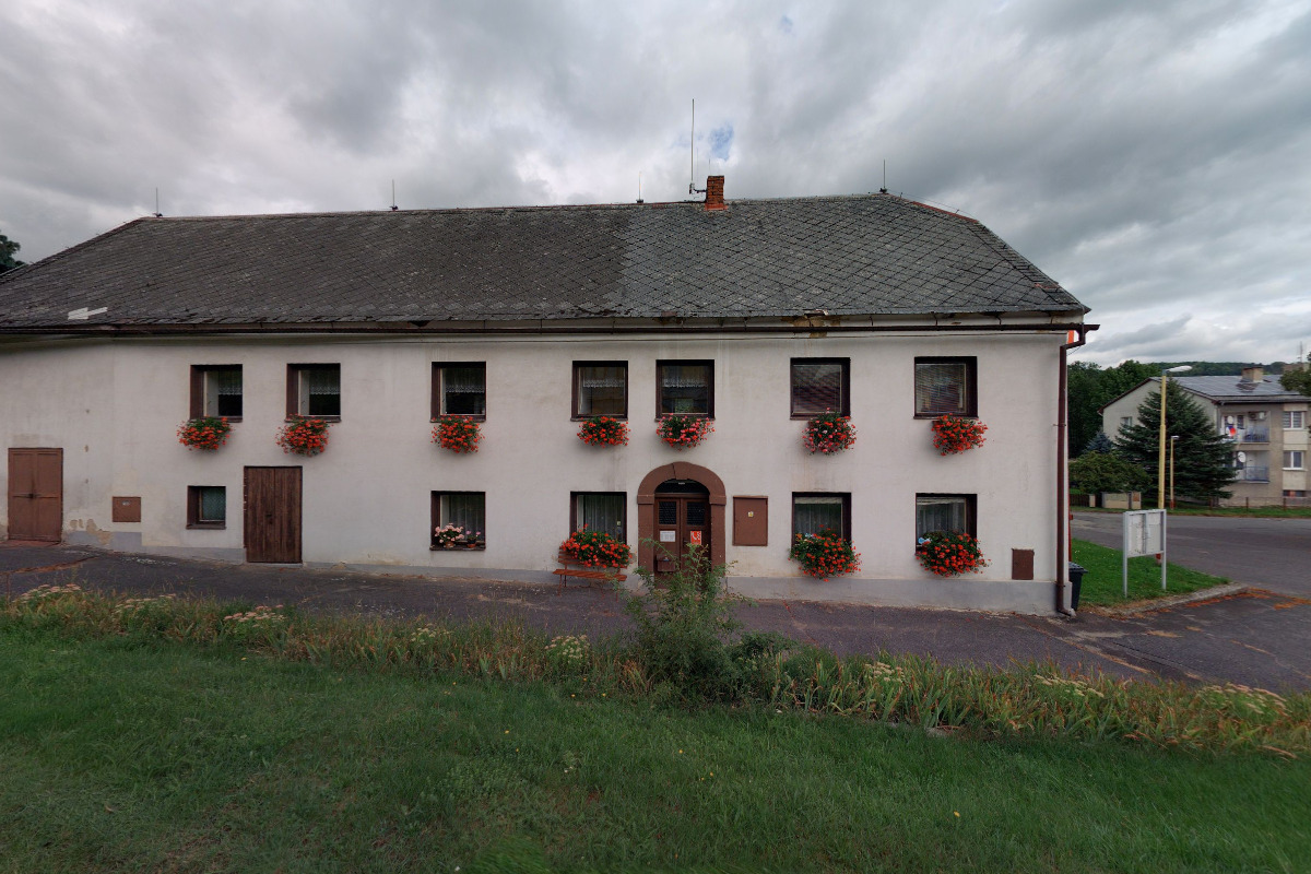 Horní Police - obecní úřad foto 4