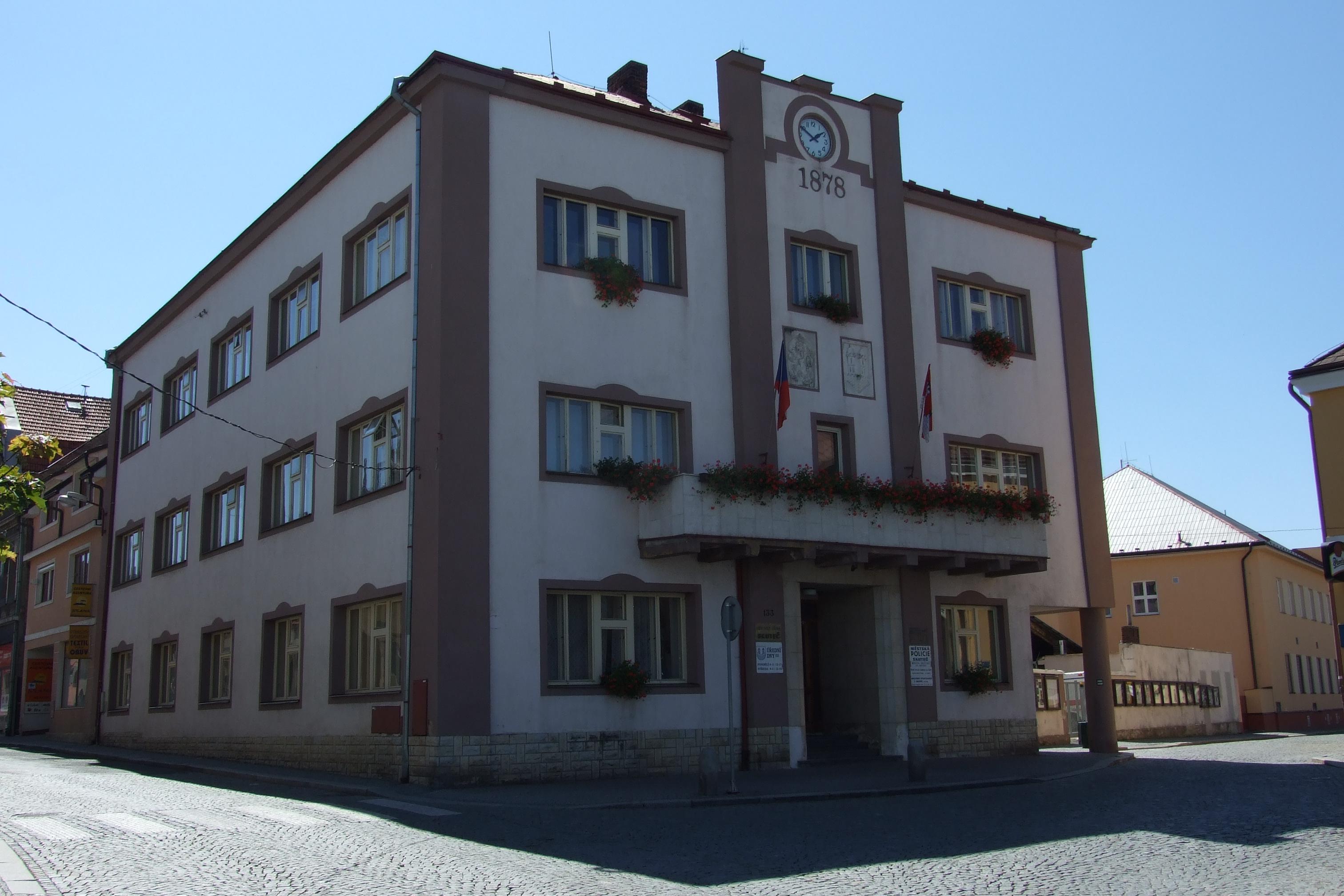 Skuteč - městský úřad foto 6