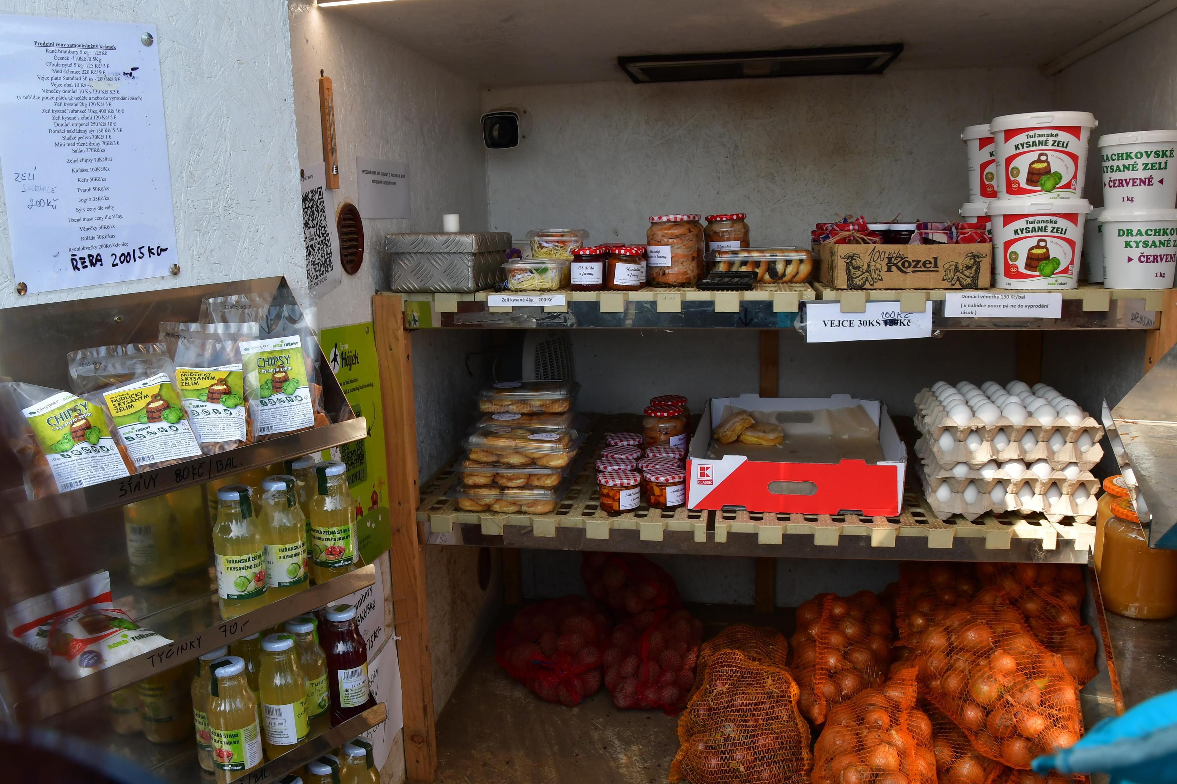 Farma Hájek - samoobslužný prodej foto 3