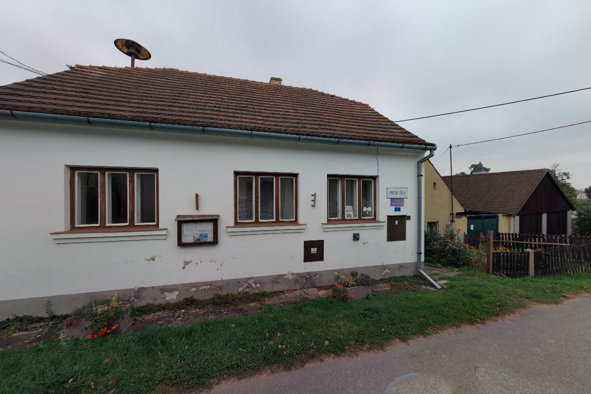 Horní Slatina - obecní úřad foto 2