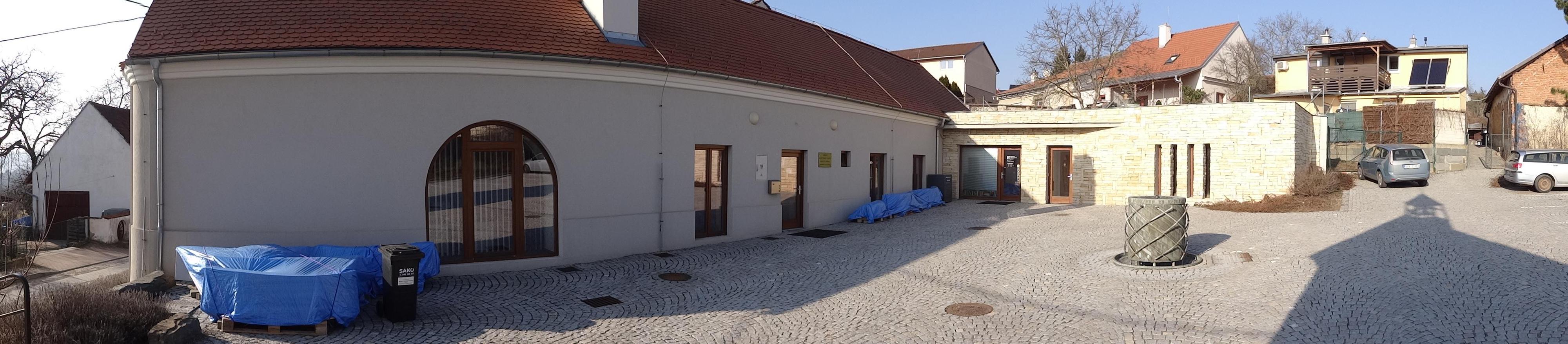 Úřad městské části Brno-Ořešín foto 2