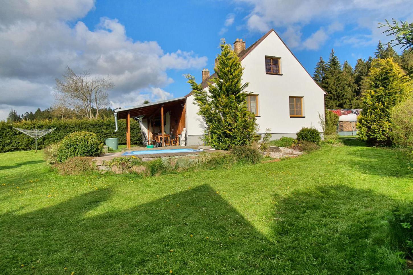 ŠUMAVA víkend v přírodě: 6750Kč/chalupa+ energie