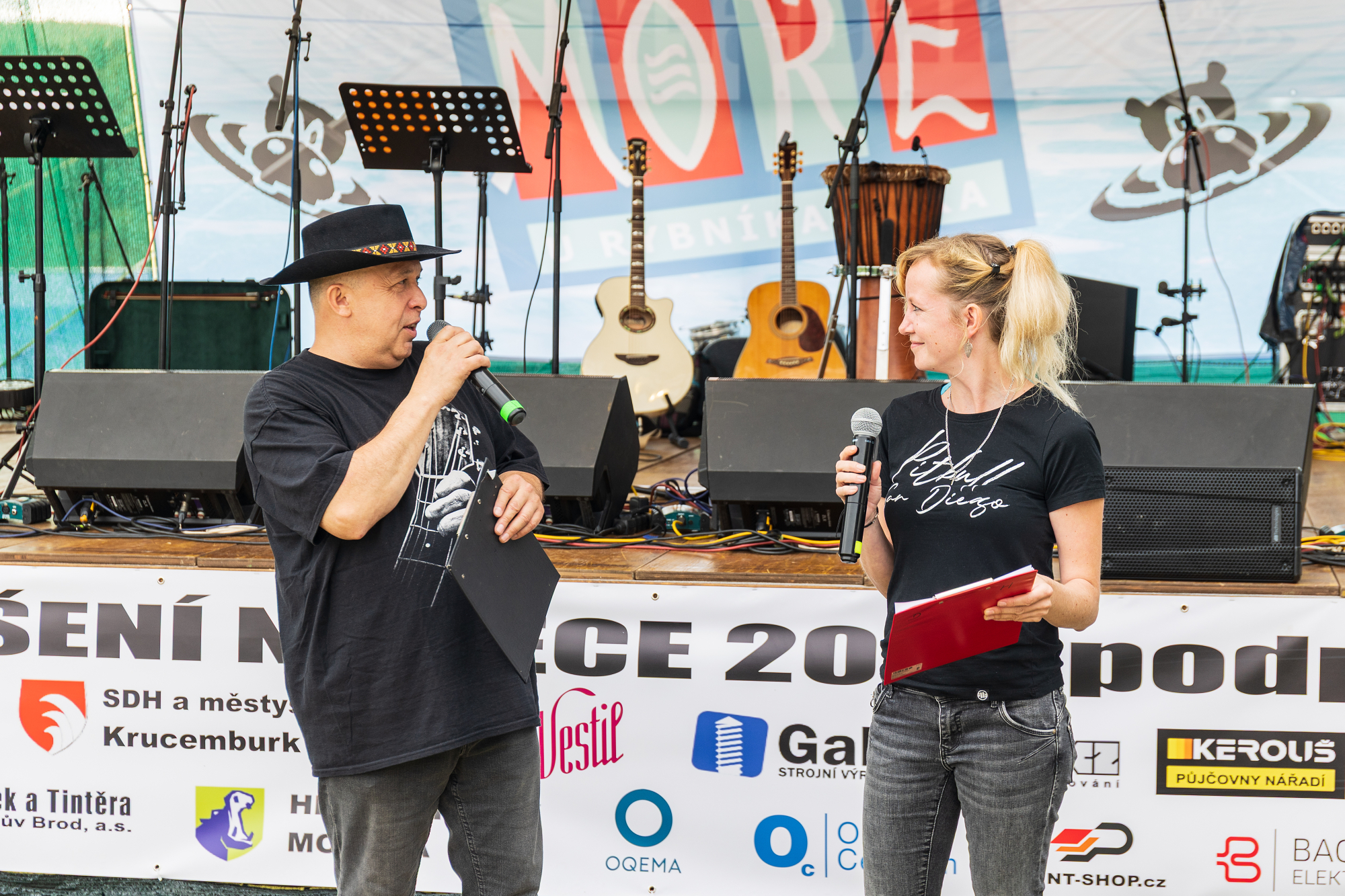 Hudební festival HROŠENÍ NA ŘECE foto 3