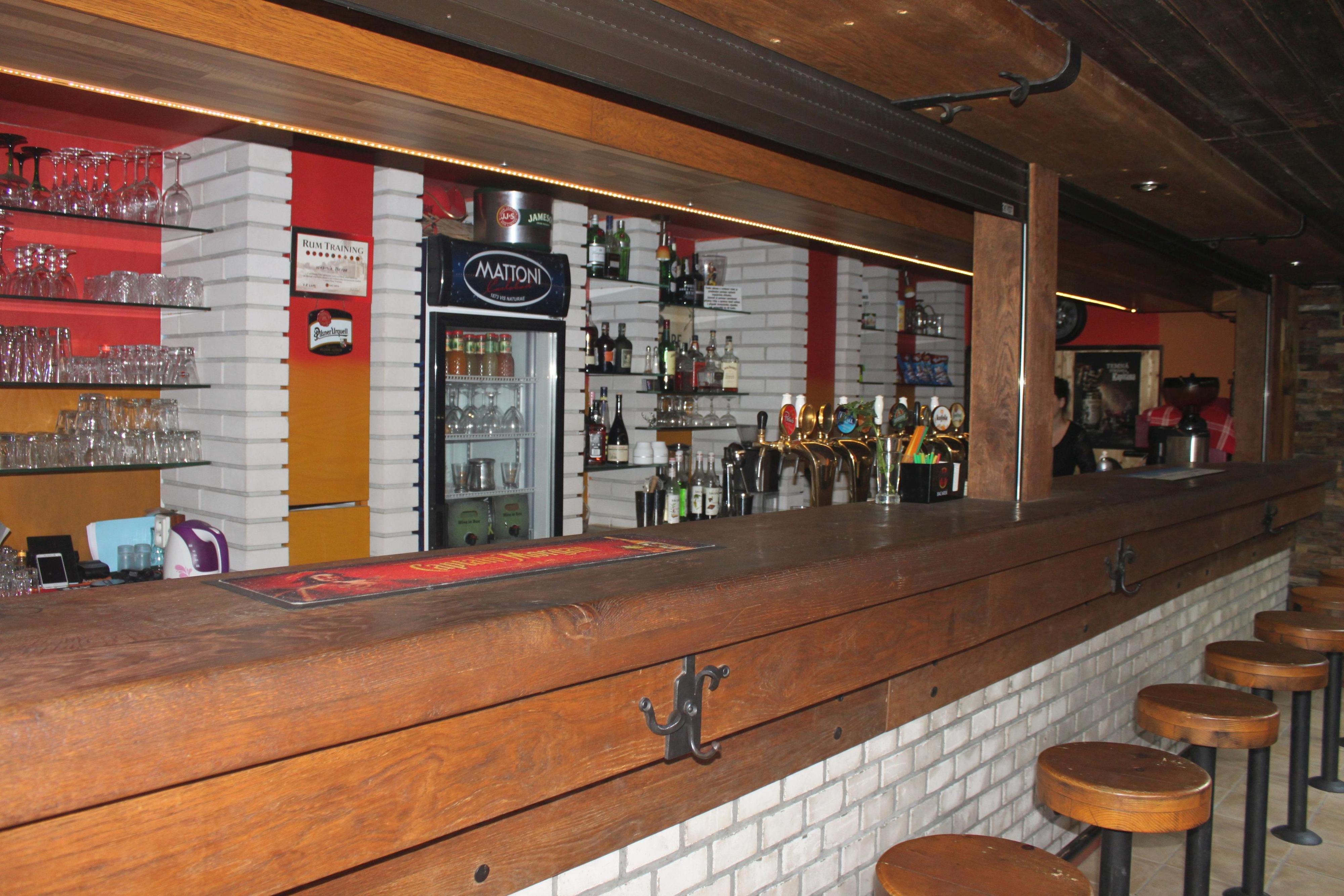 Stylová restaurace - Tuning bar foto 5