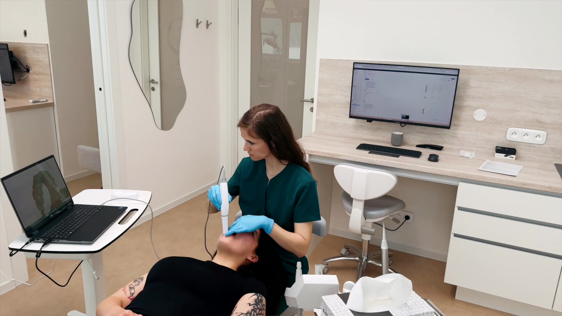 Arculum - medicínské centrum foto 2 (náhled videa)