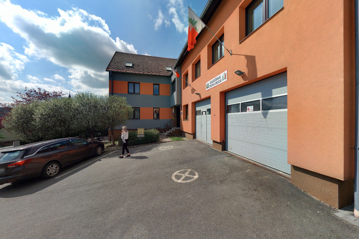 Hlubočec - obecní úřad