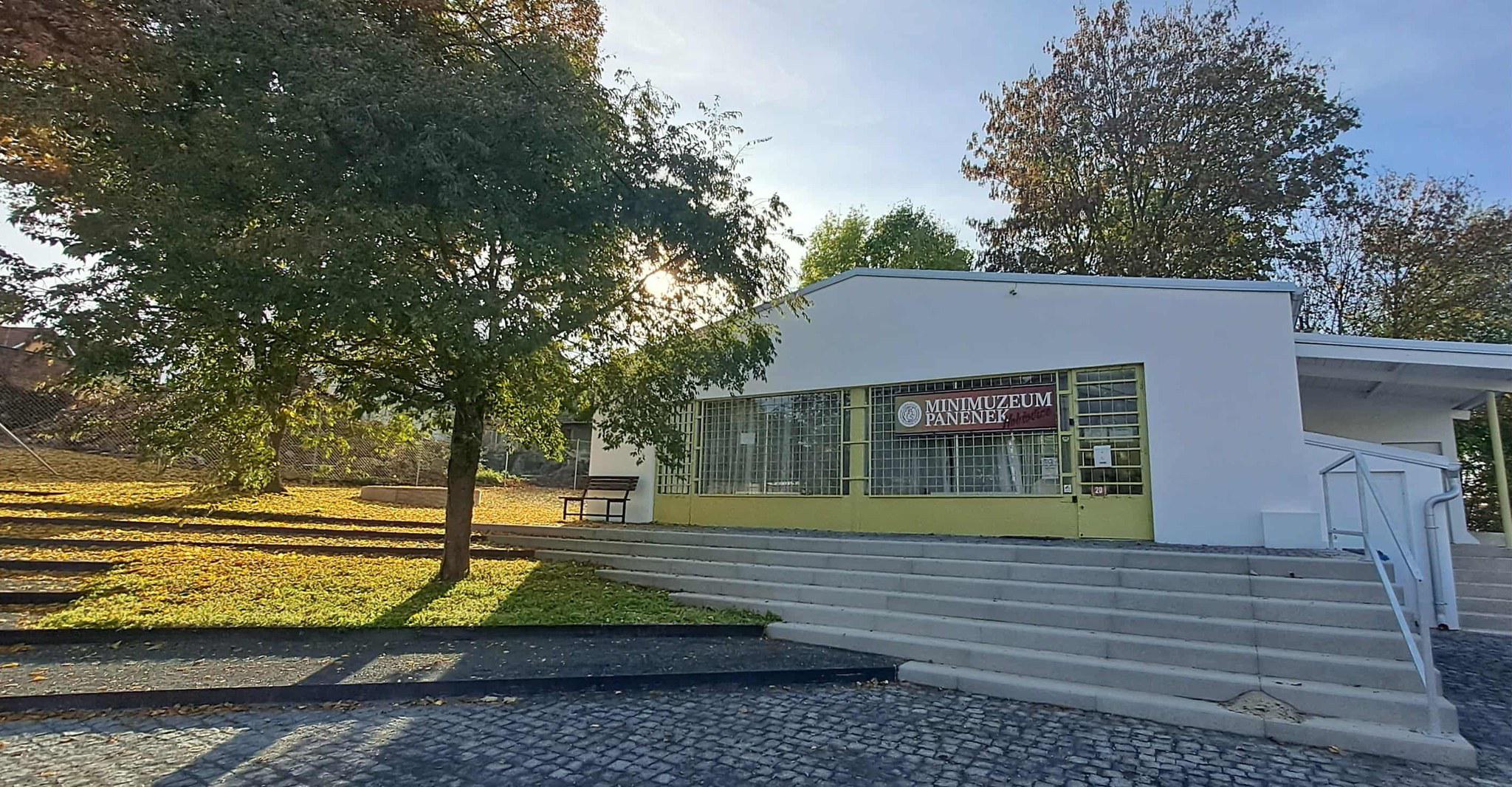 Minimuzeum panenek Hobšovice foto 5