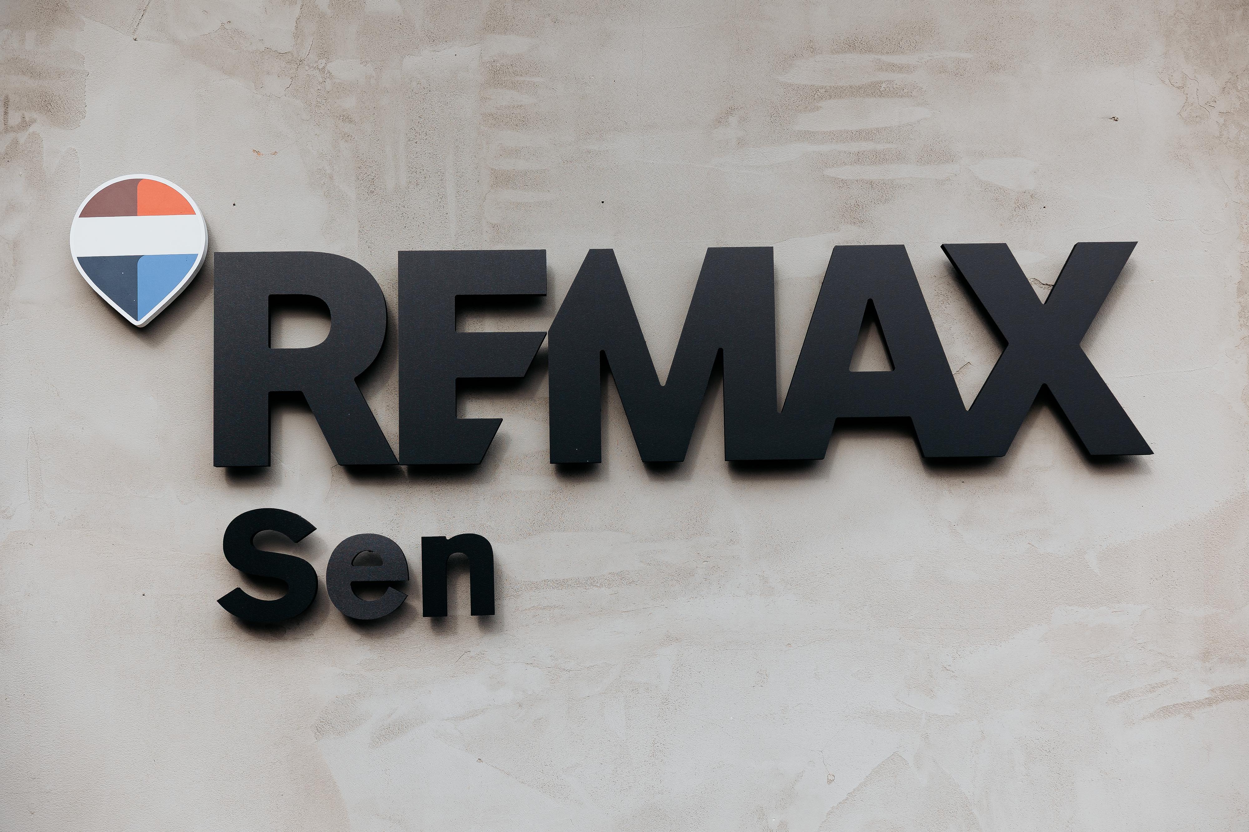 REMAX SEN foto 1