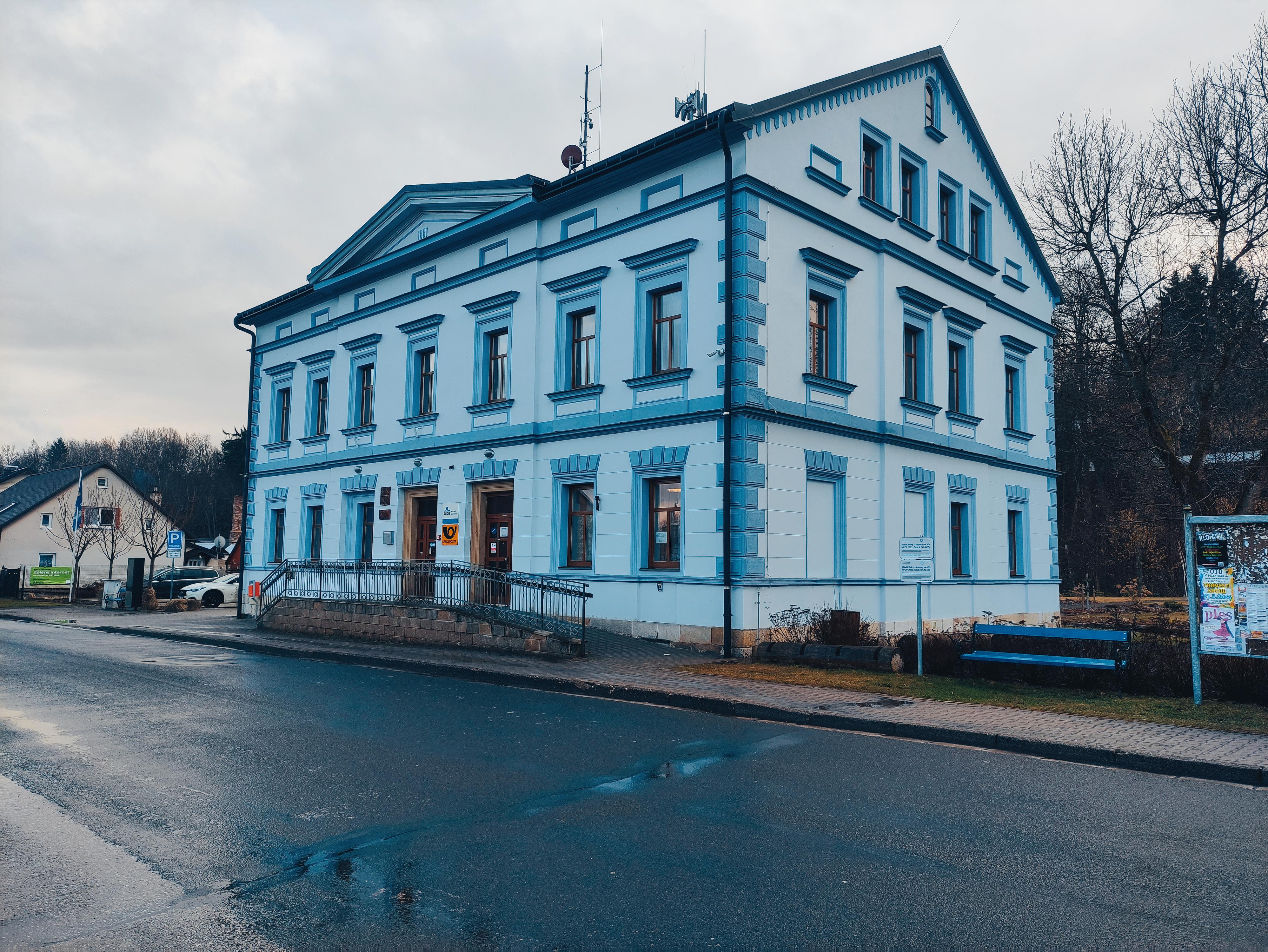Mladé Buky – úřad městyse foto 4