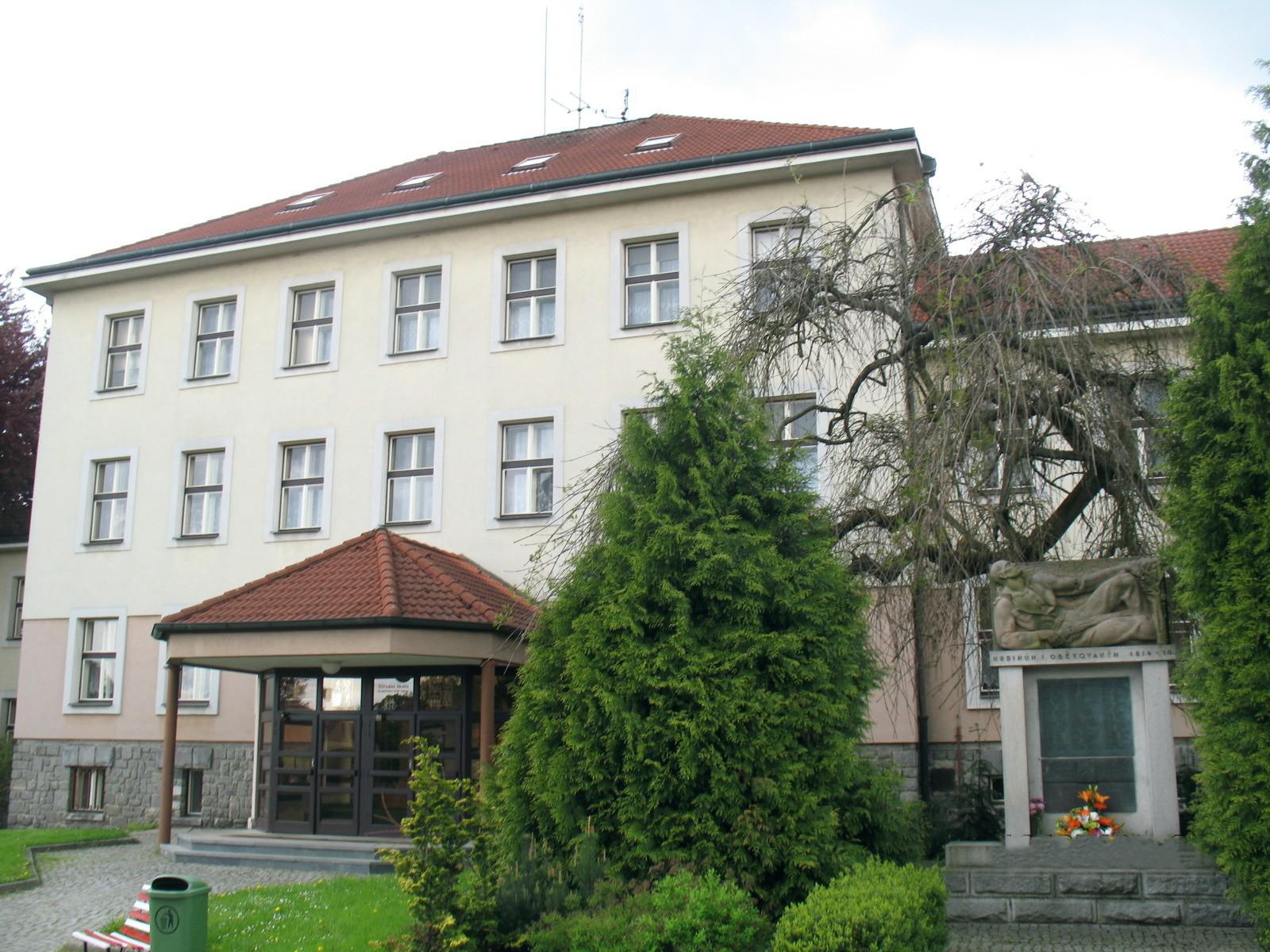 Střední průmyslová škola a Střední odborné učiliště Pelhřimov foto 2