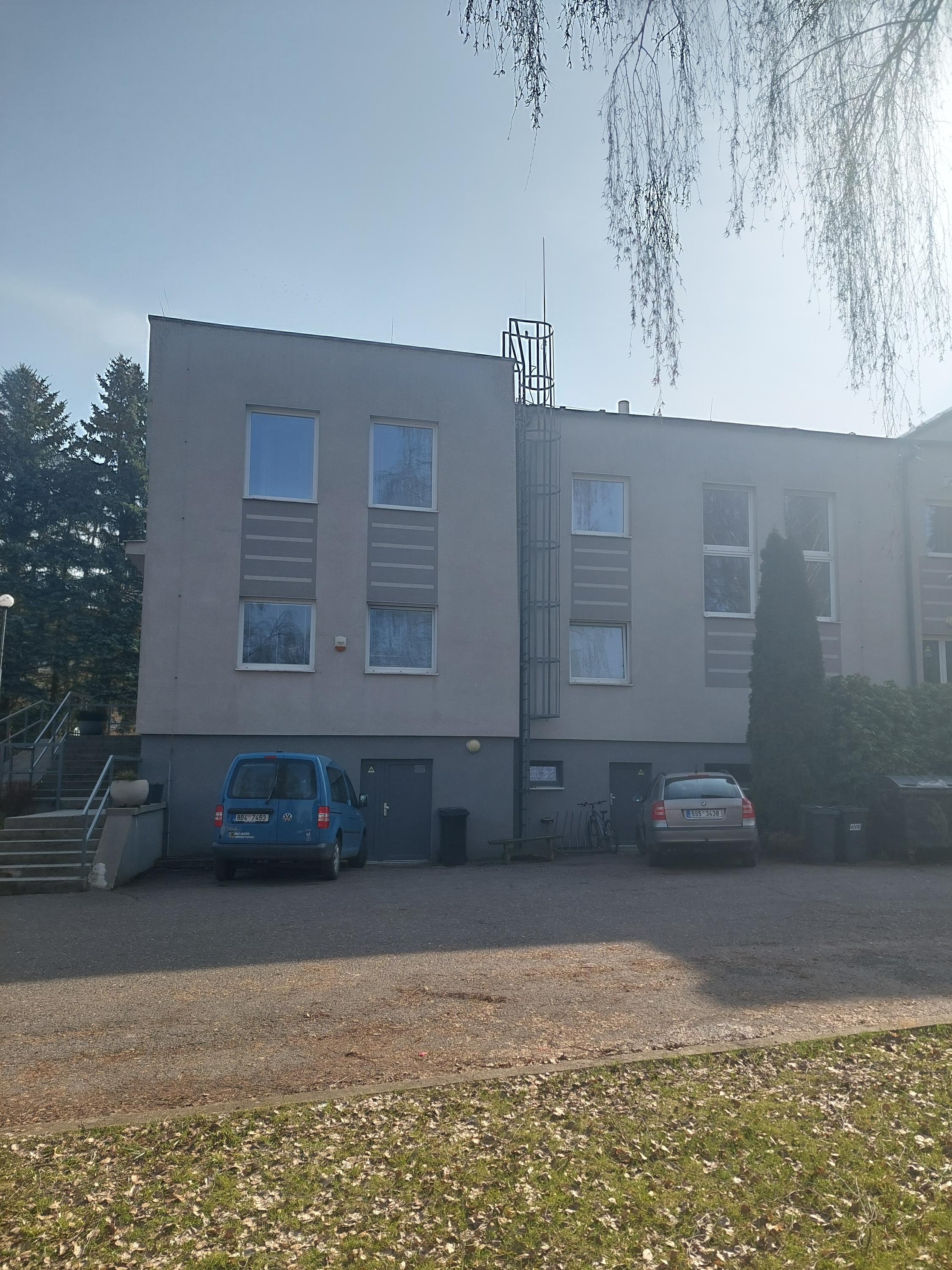 Zaječov - obecní úřad foto 3