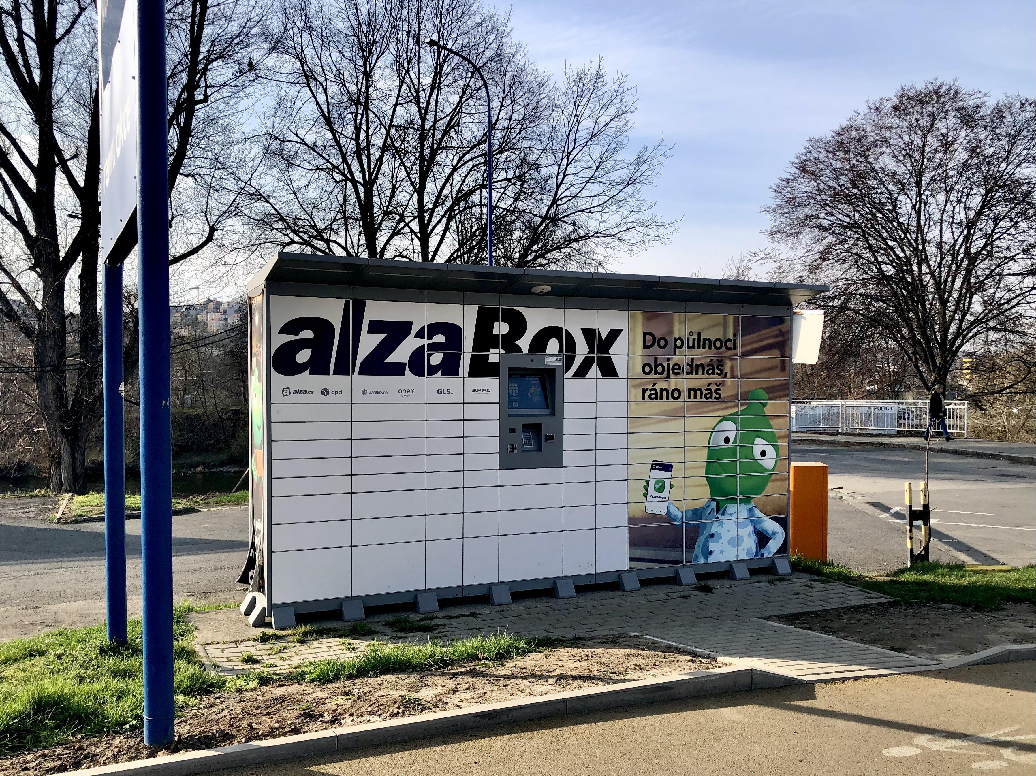AlzaBox foto 3