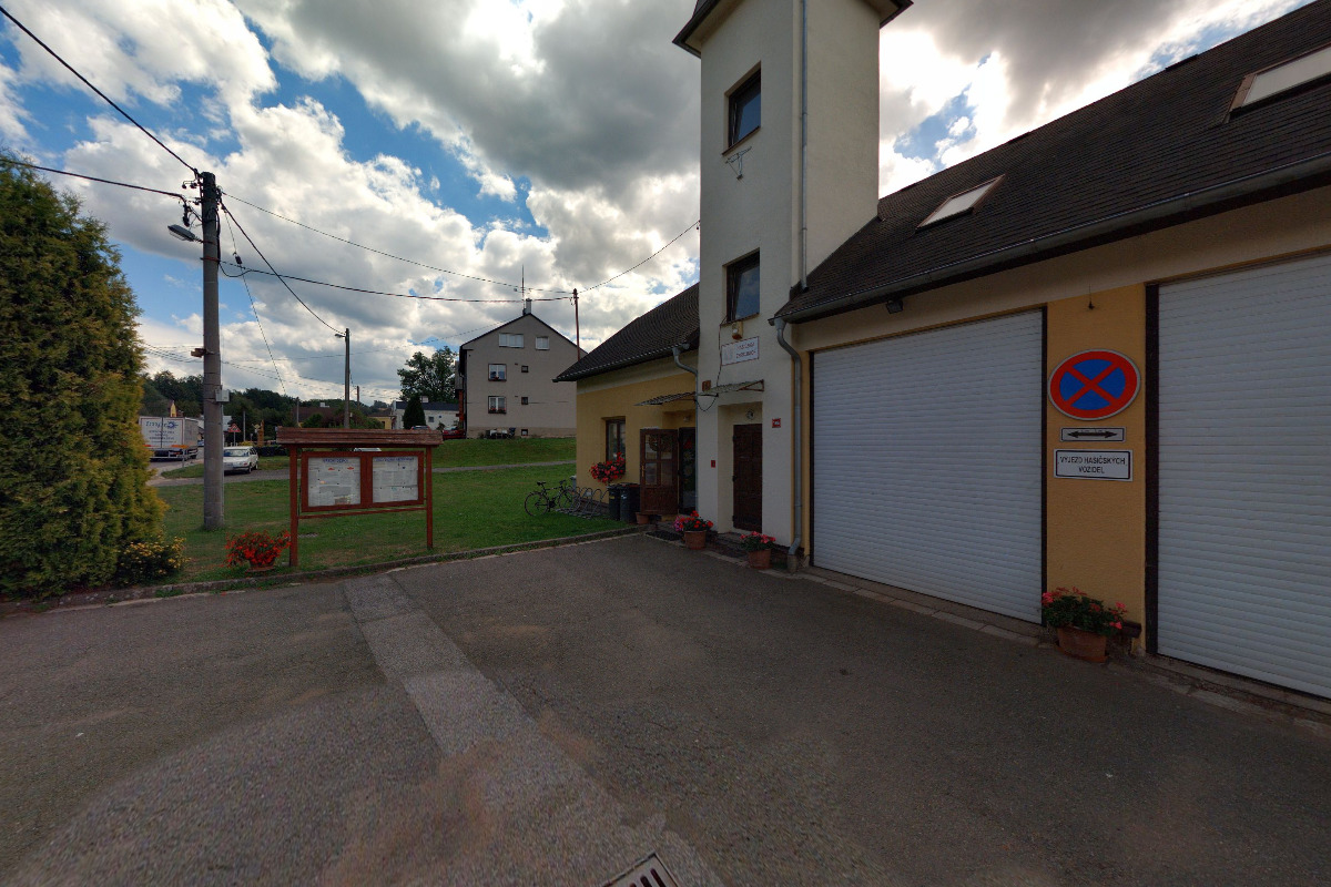 Horní Radechová - obecní úřad foto 3