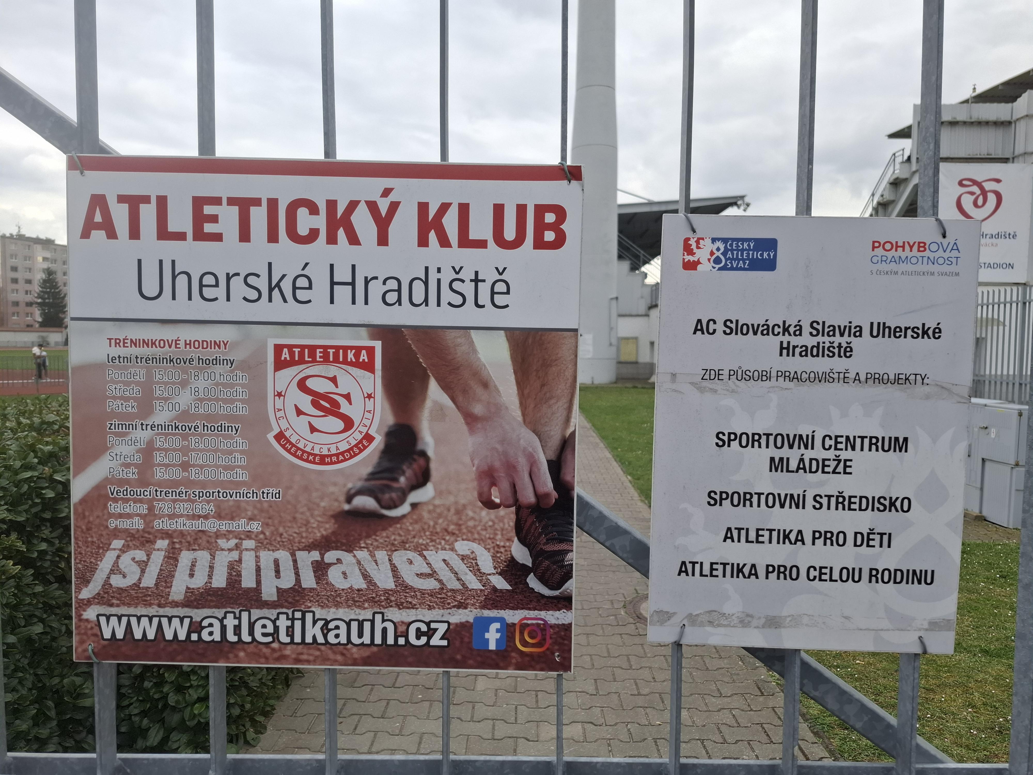 Městský atletický stadion Dany Zátopkové foto 6