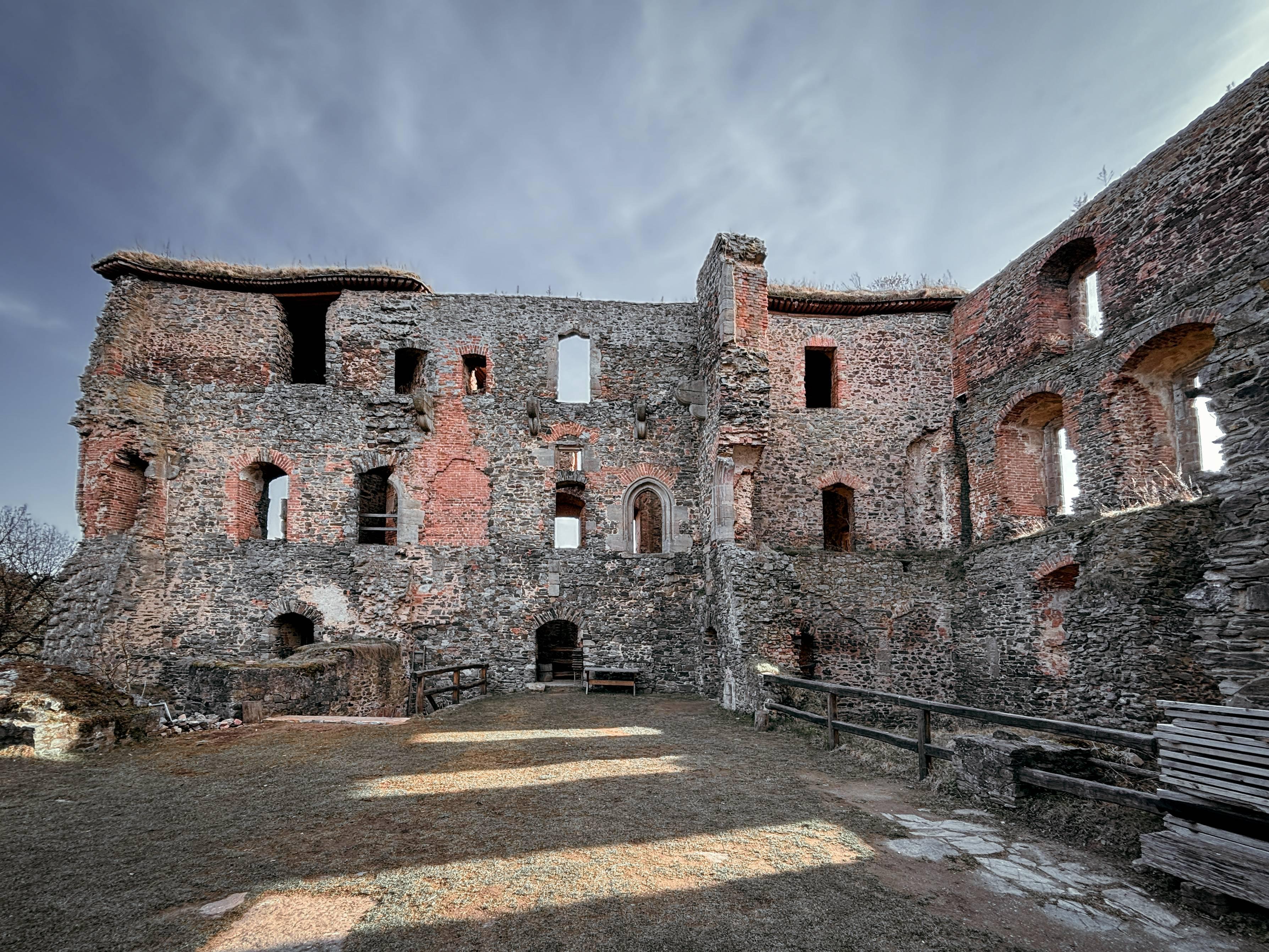 Státní hrad Krakovec foto 2
