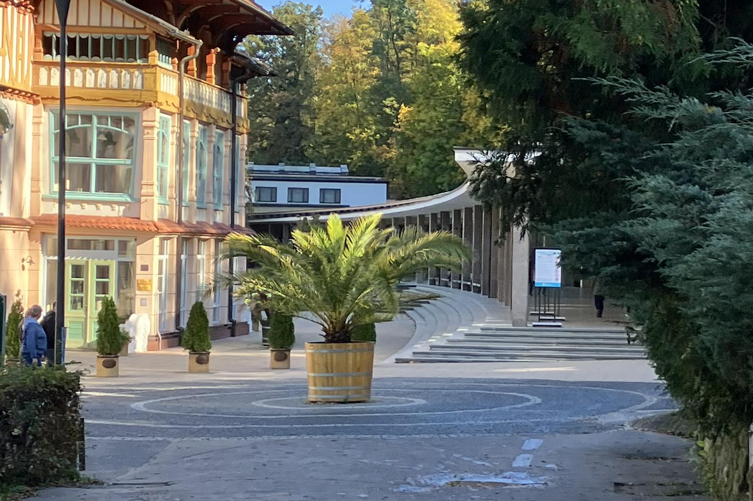 Luhačovice hotel Praha s bus dopravou