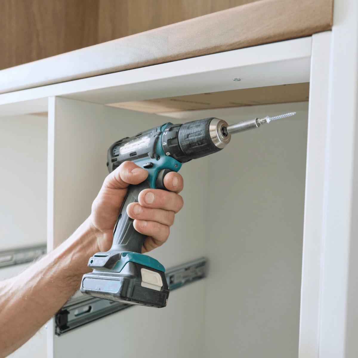 Profesionální sestavení nábytku u vás doma