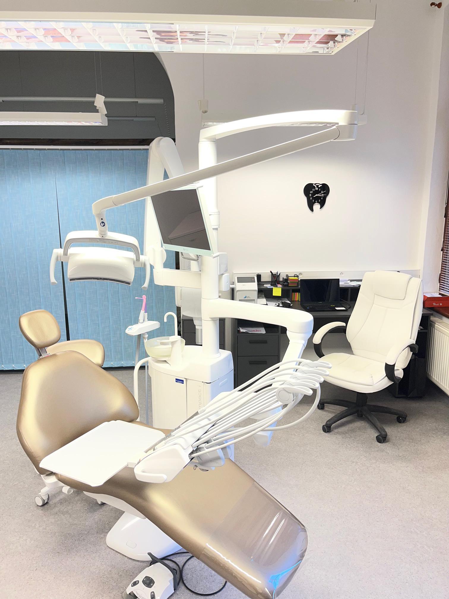 MDDr. Lukáš Polanský - Galaxy Dent s.r.o. foto 4