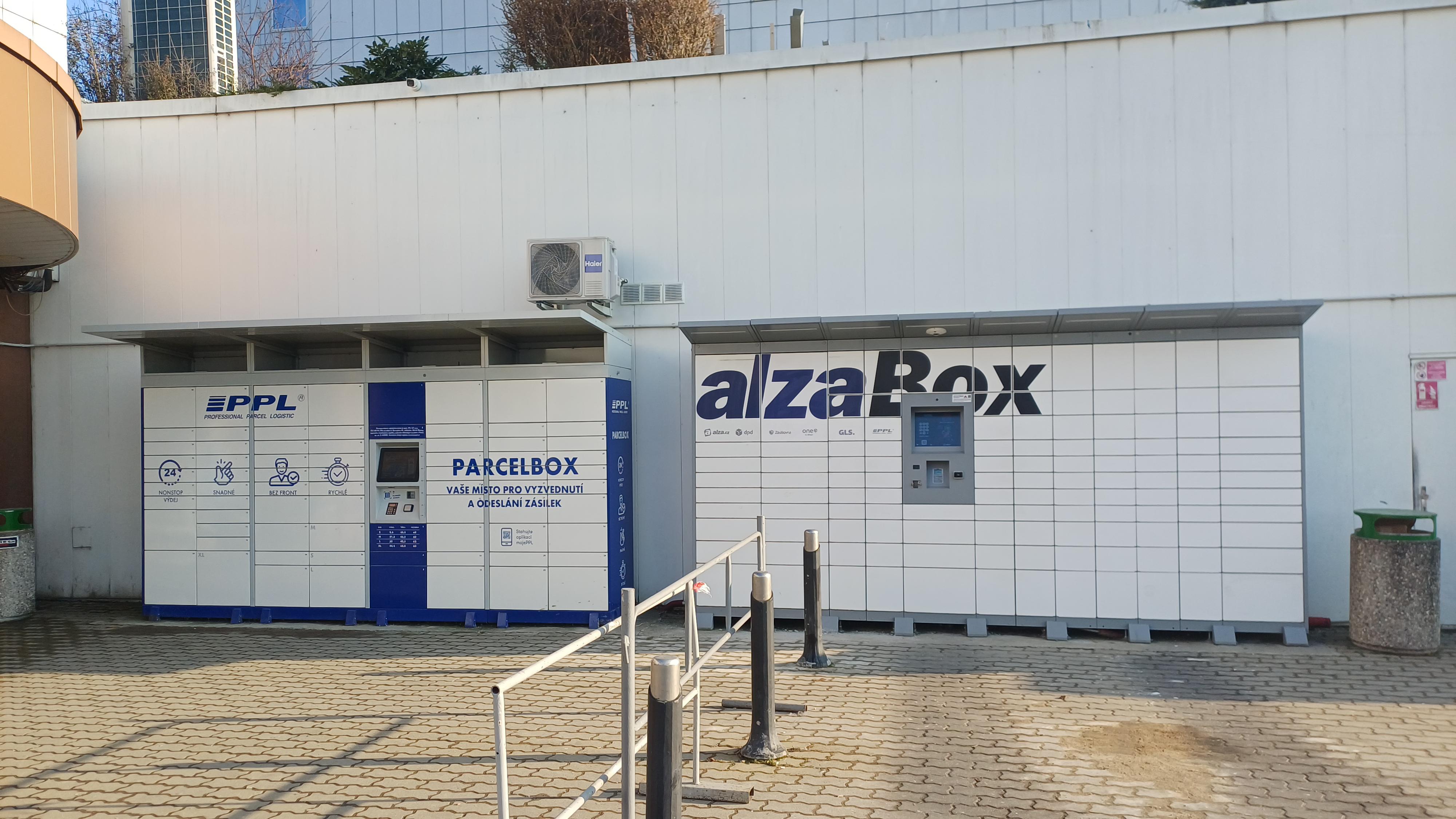 AlzaBox foto 2